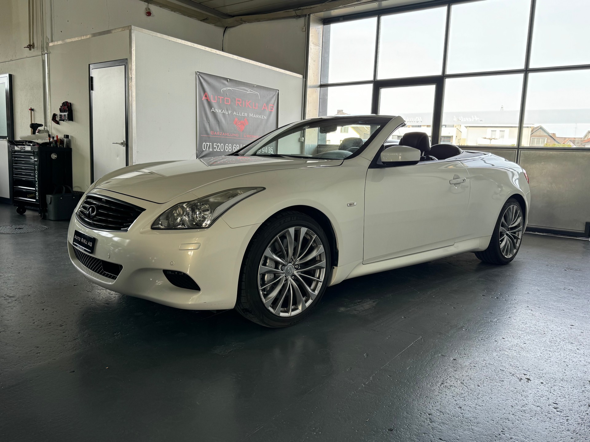 INFINITI G37 Cabrio GT Premium Automatic-image-8
