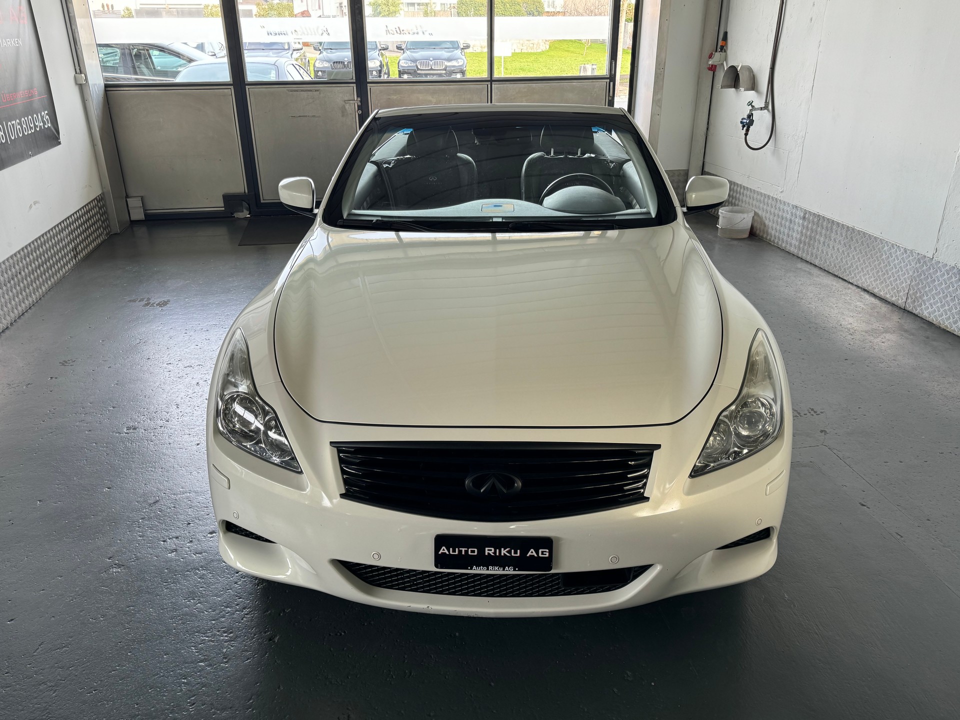 INFINITI G37 Cabrio GT Premium Automatic-image-4
