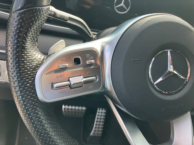 MERCEDES-BENZ GLE 300 d 4Matic AMG Line 9G-Tronic-image-11