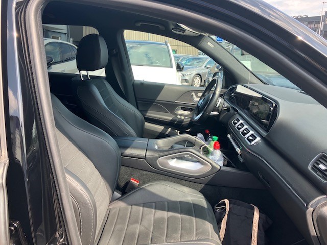 MERCEDES-BENZ GLE 300 d 4Matic AMG Line 9G-Tronic-image-4
