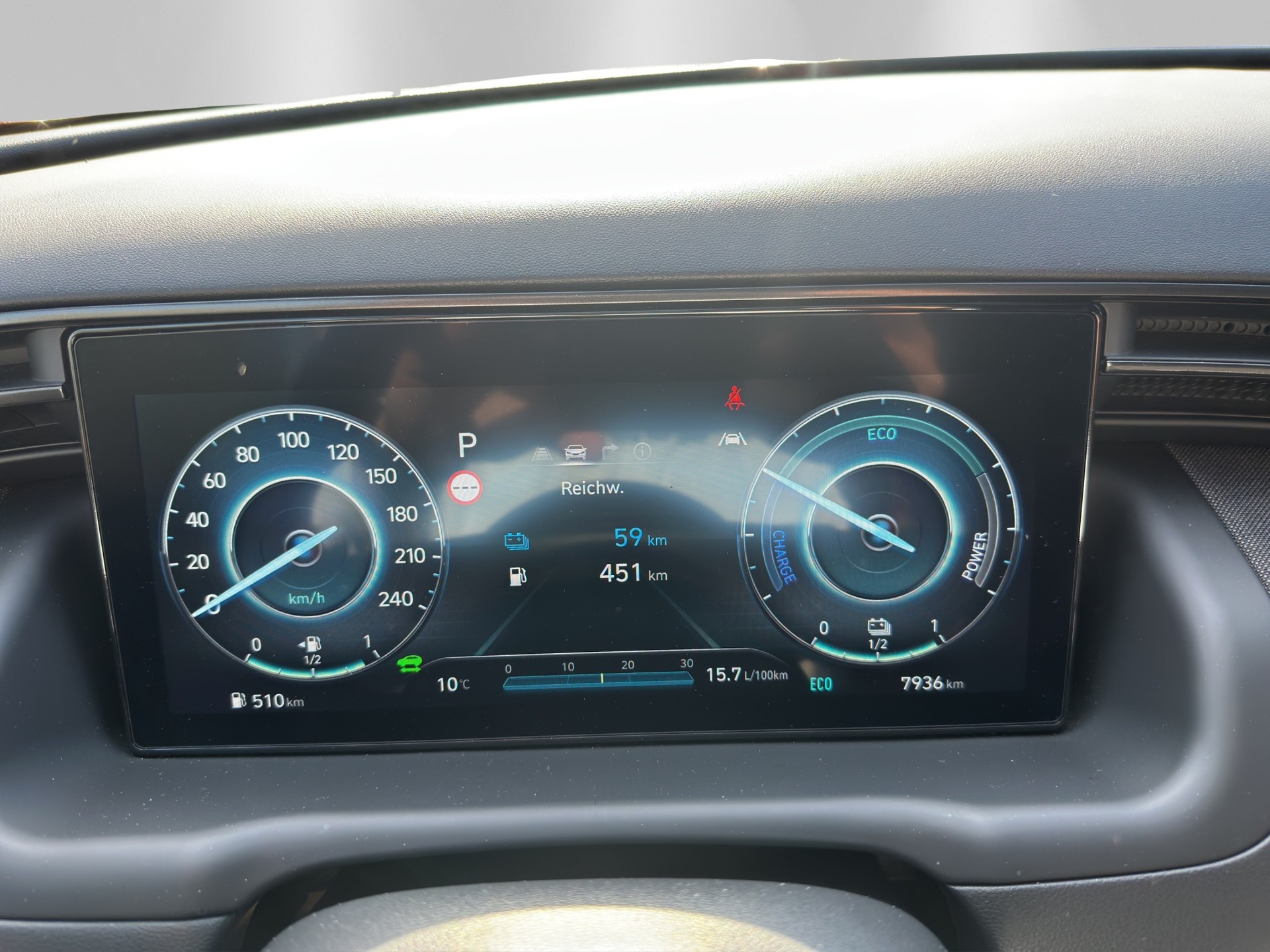HYUNDAI Tucson 1,6PHEV N LUX 4WD-image-15
