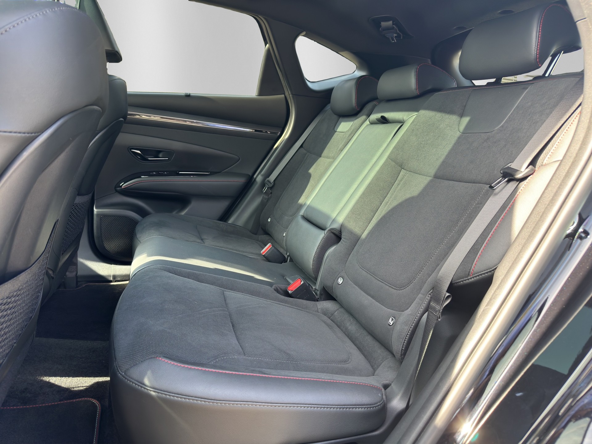 HYUNDAI Tucson 1,6PHEV N LUX 4WD-image-10