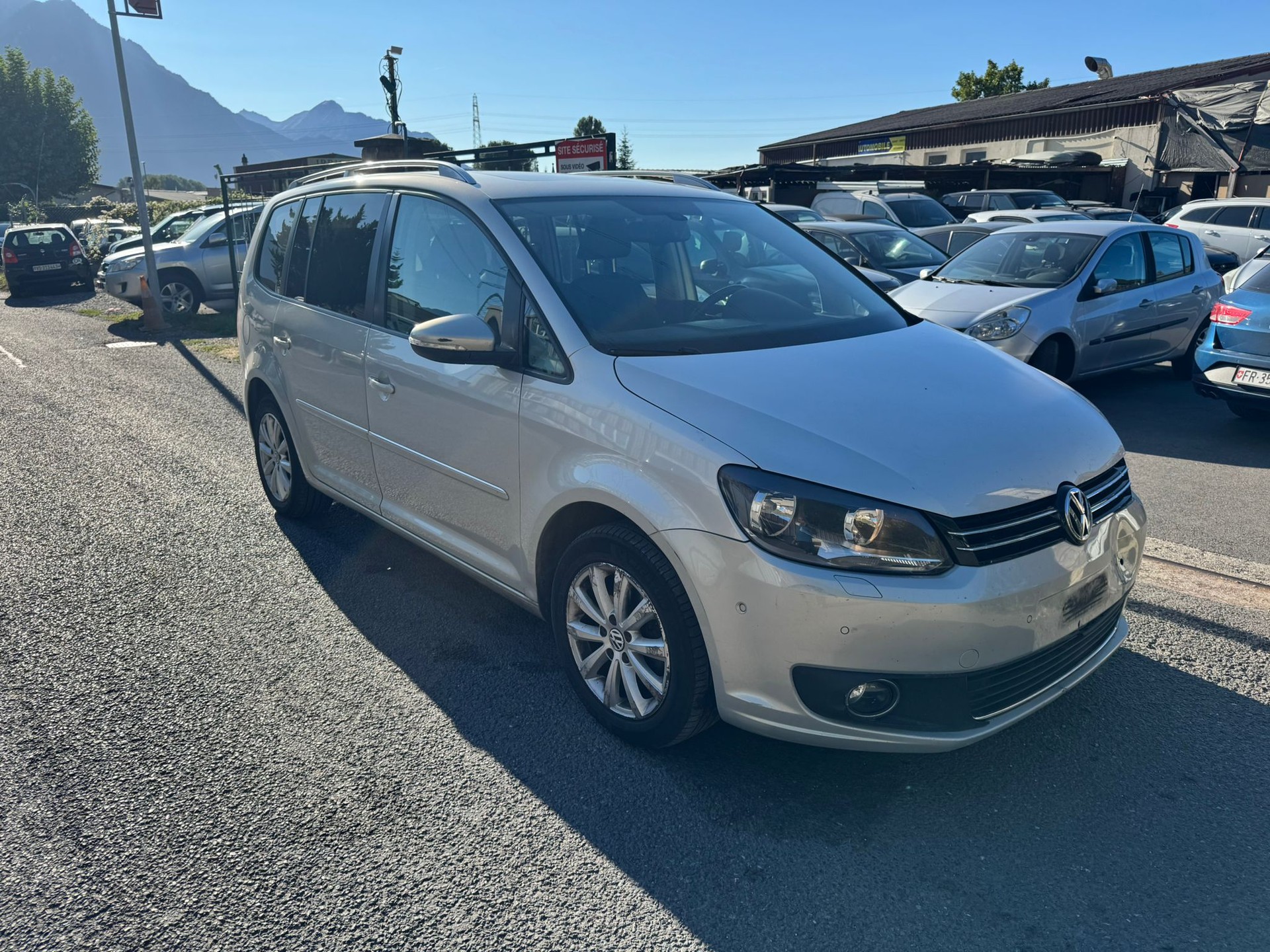VW Touran 1.4 TSI Highline-image-4