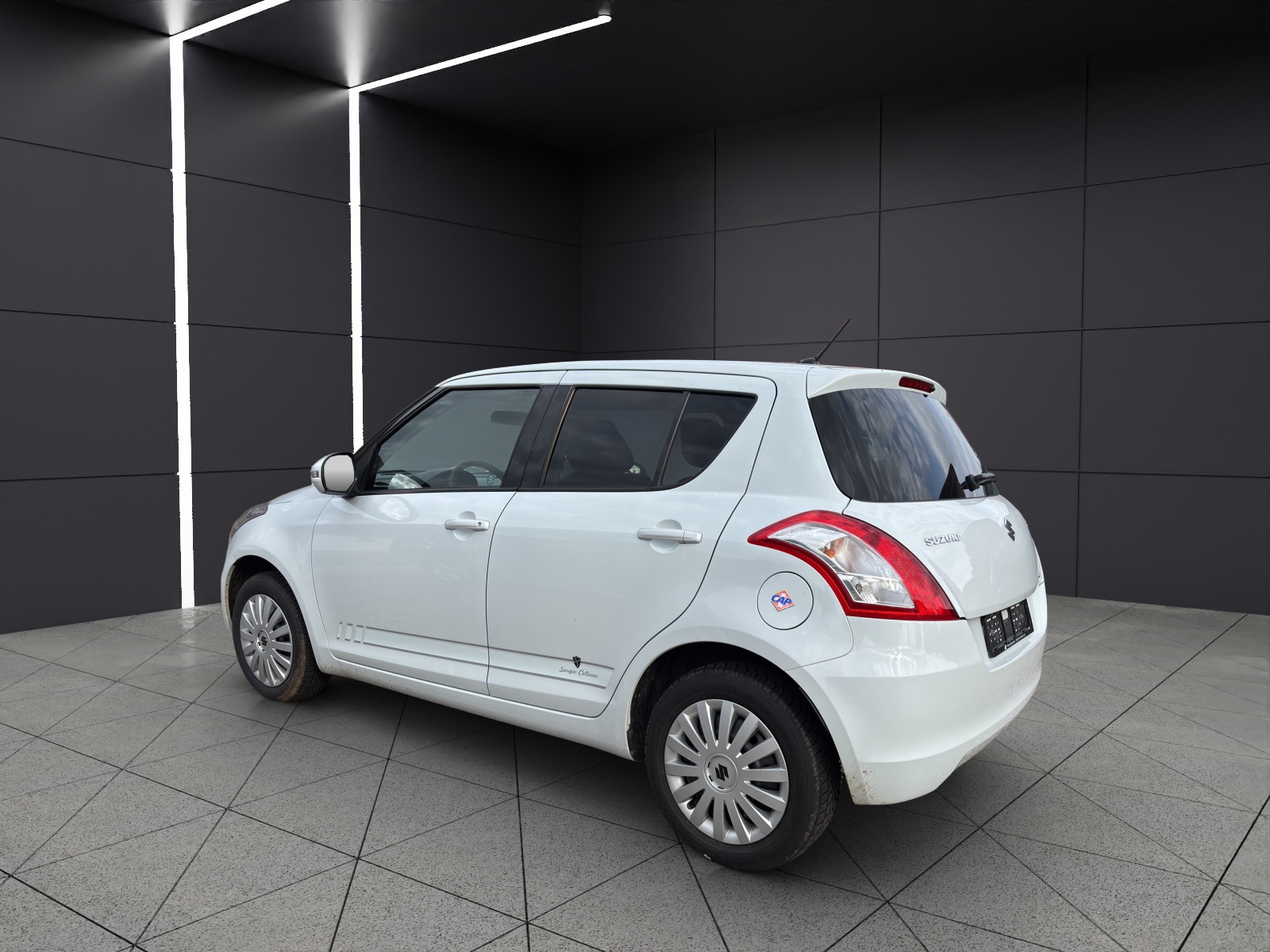 SUZUKI Swift 1.2i 16V GL Sergio Cellano 4x4-image-3