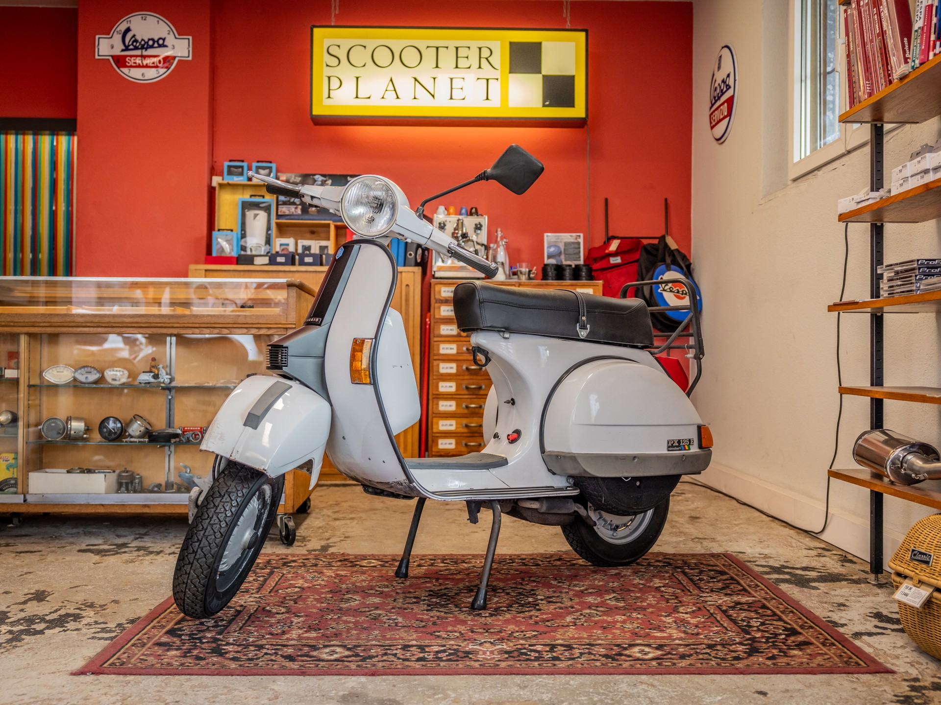 PIAGGIO Vespa PX 125 E-image-0