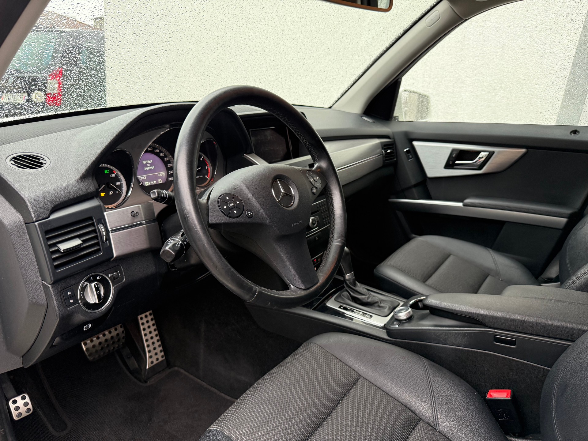 MERCEDES-BENZ GLK 220 CDI BlueEfficiency 4Matic 7G-Tronic-image-11