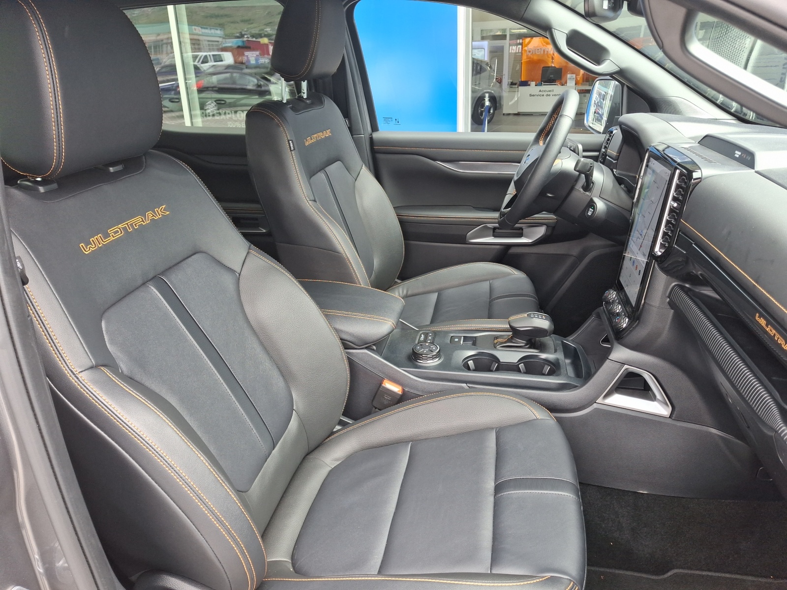 FORD Ranger Wildtrak 3.0 Diesel Eco Blue e-4WD Automat-image-8
