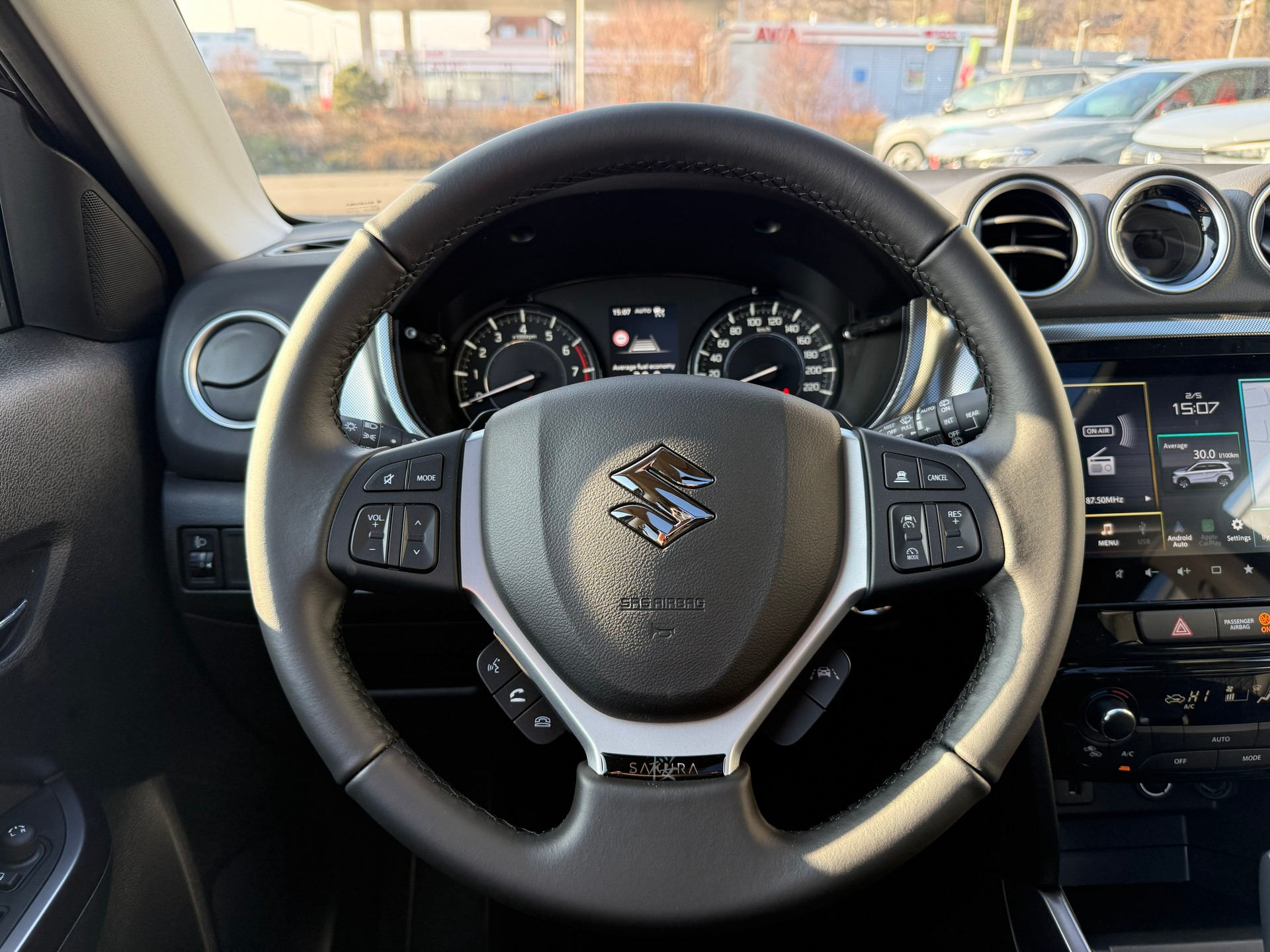 SUZUKI Vitara 1.4 Boosterjet Sakura Top 4x4 Hybrid Automatic-image-10