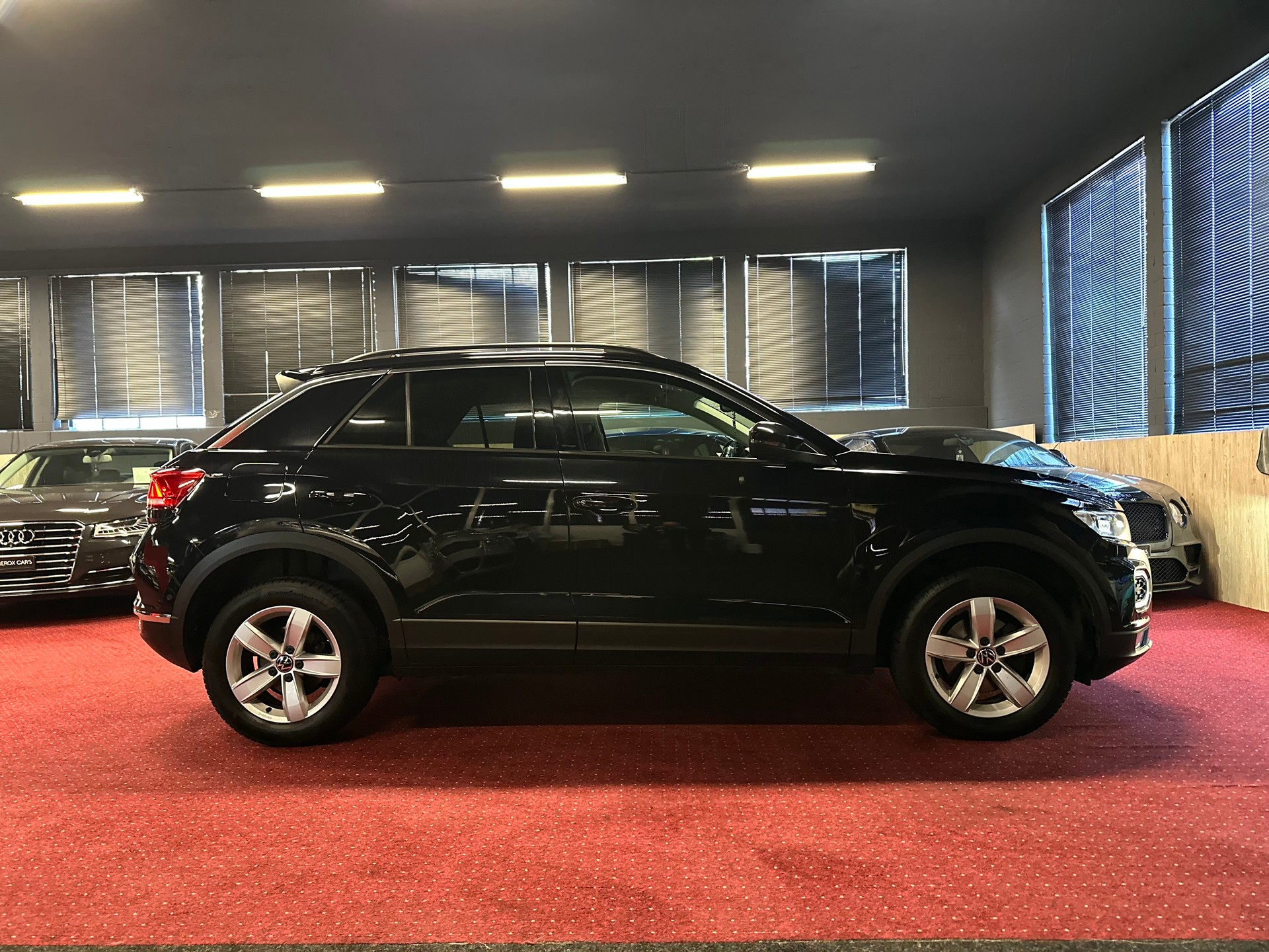 VW T-Roc 1.5 TSI EVO Advance Selection DSG-showroom-element-3