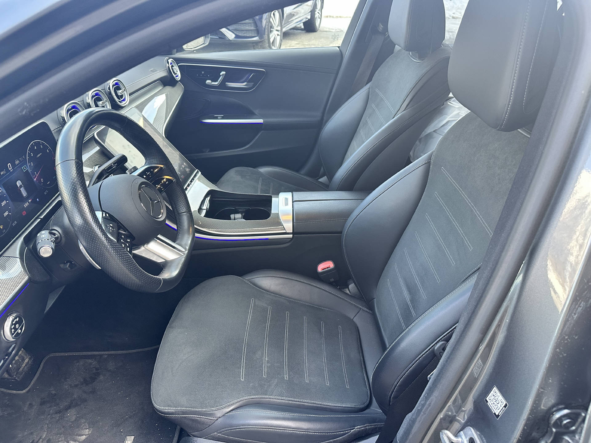 MERCEDES-BENZ C 200 AMG Line 4matic Kombi-image-10