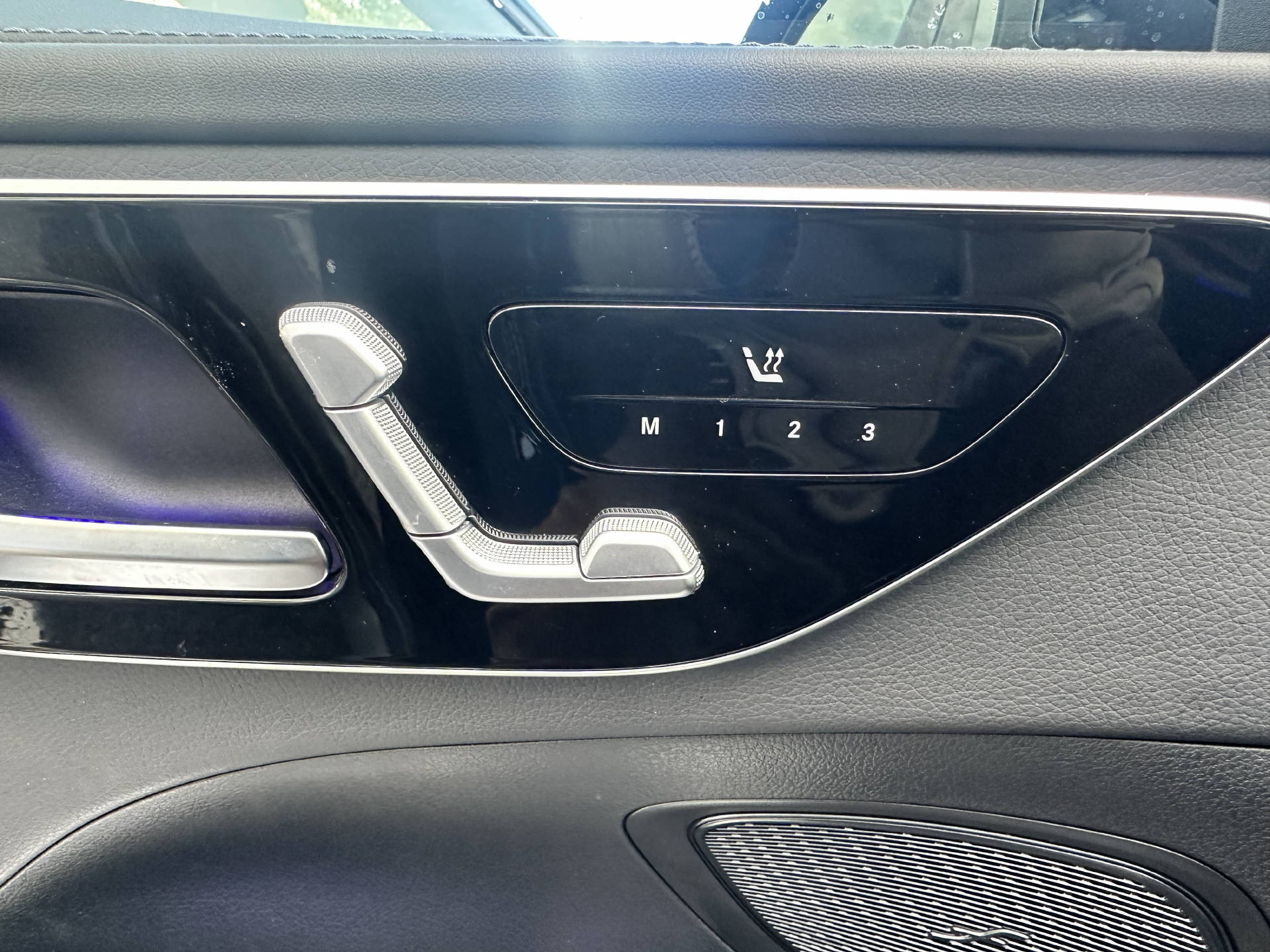 MERCEDES-BENZ C 200 AMG Line 4matic Kombi-image-14