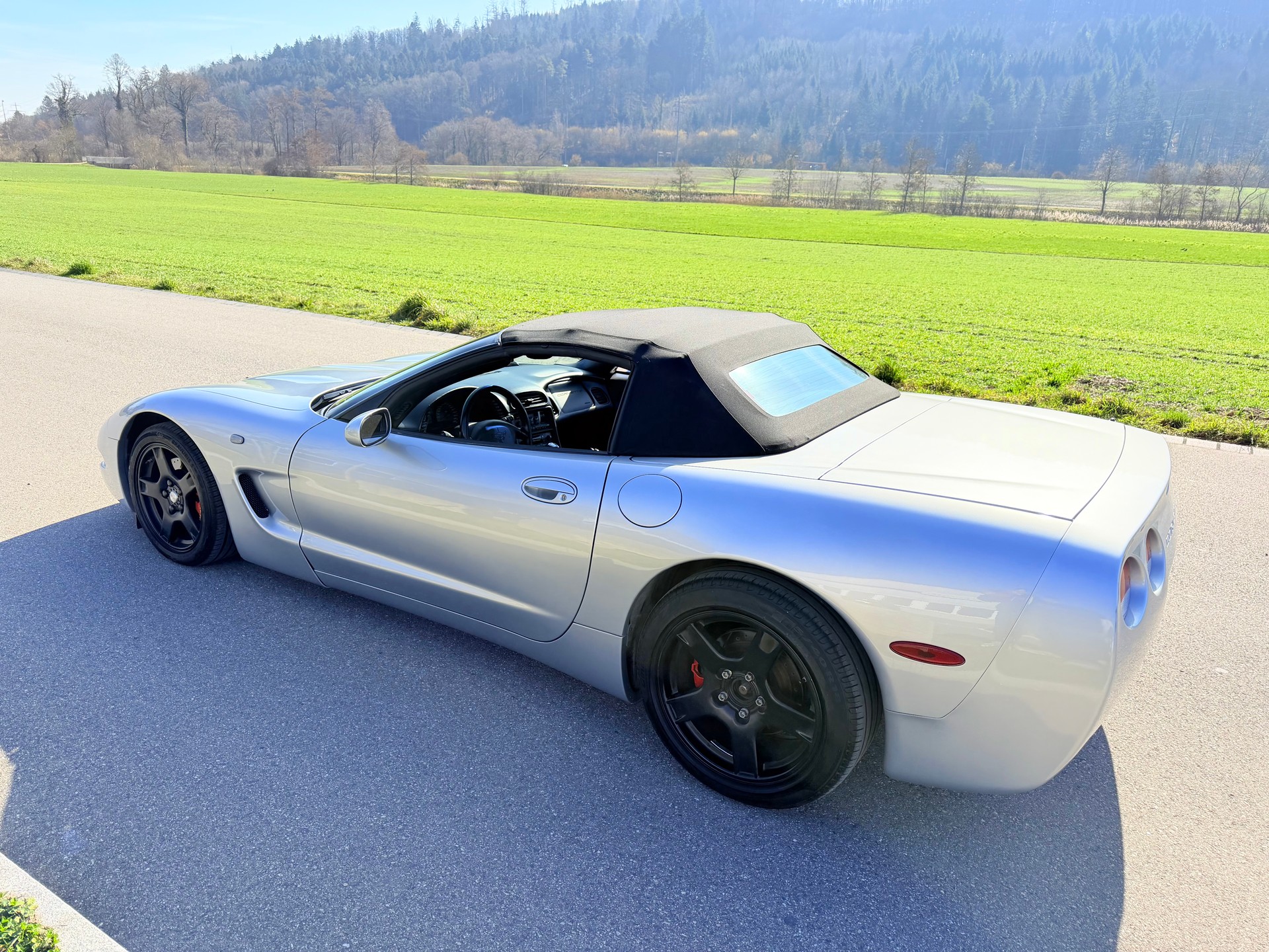 CHEVROLET CABRIO "HANDSCHALTER" 6 GANG. 344 PS. AB MFK UND AB SERVICE. CABRIO. PREIS 19`900.--showroom-element-1