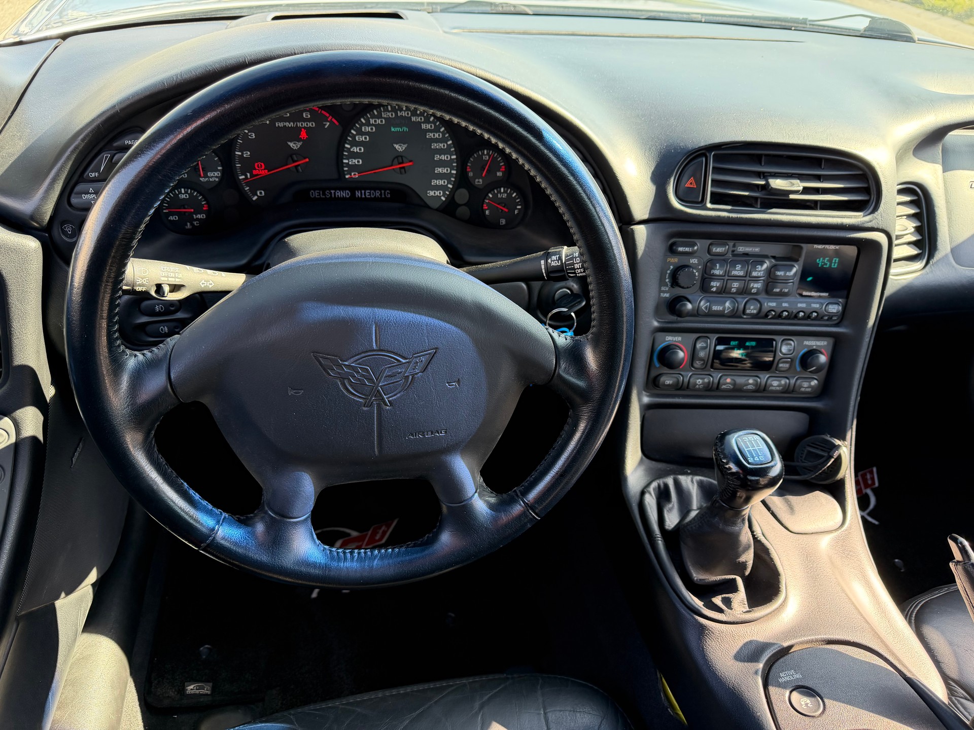 CHEVROLET CABRIO "HANDSCHALTER" 6 GANG. 344 PS. AB MFK UND AB SERVICE. CABRIO. PREIS 19`900.--image-9