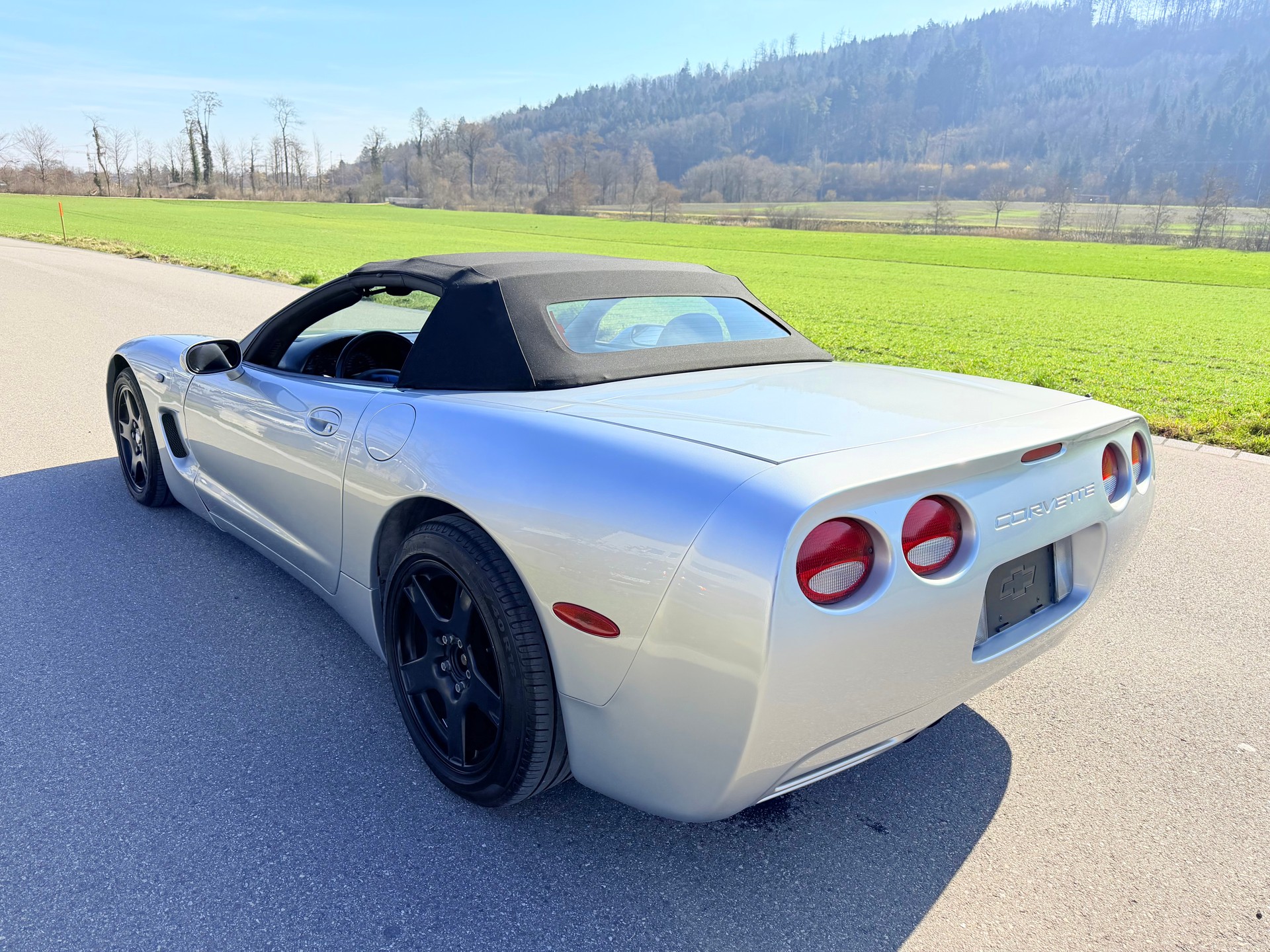 CHEVROLET CABRIO "HANDSCHALTER" 6 GANG. 344 PS. AB MFK UND AB SERVICE. CABRIO. PREIS 19`900.--image-13
