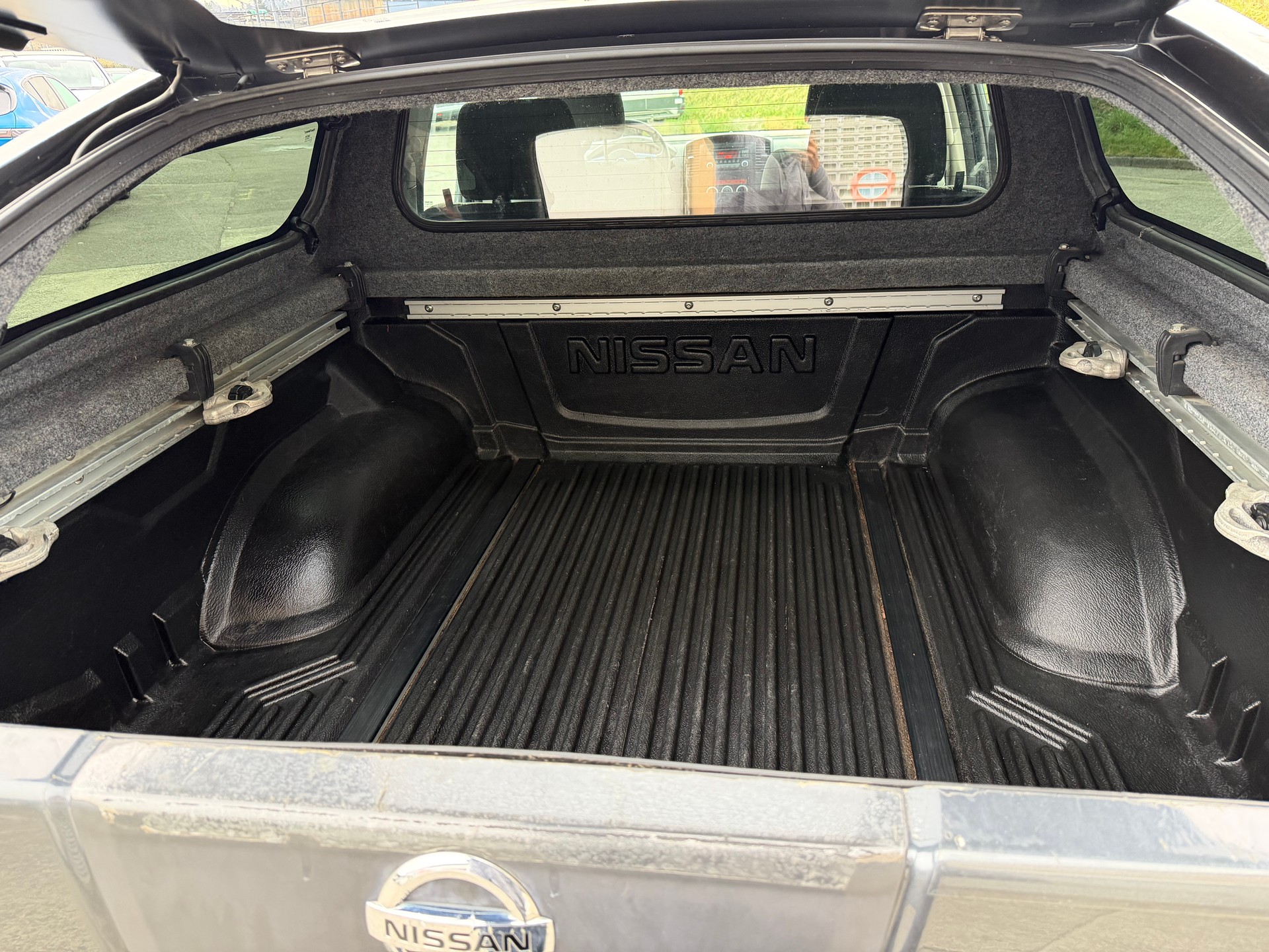 NISSAN Navara Double Cab LE 2.5 dCi 4WD LB-image-15