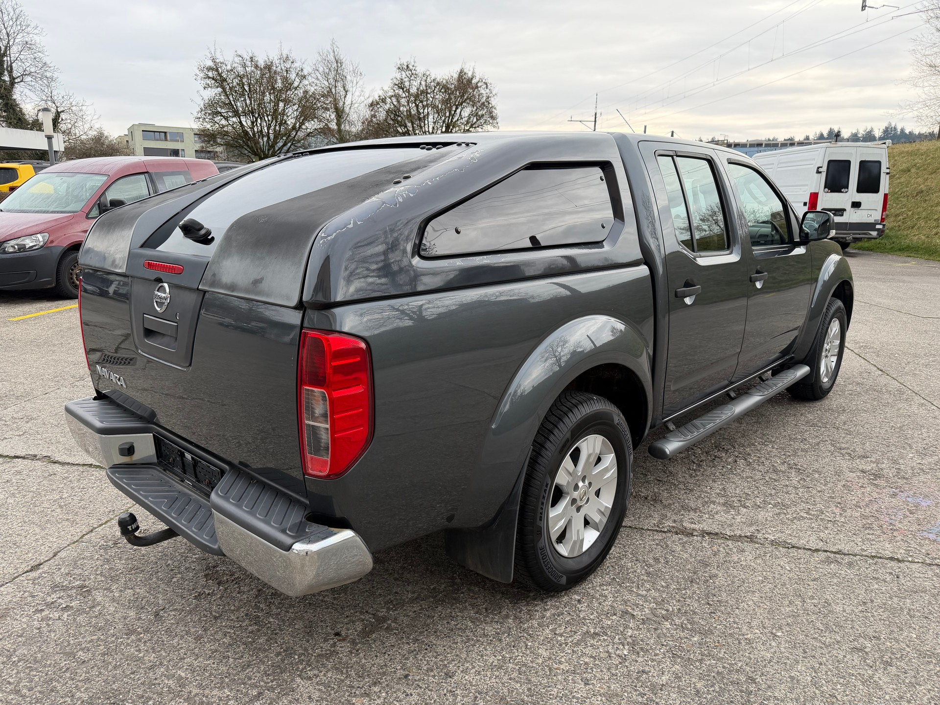 NISSAN Navara Double Cab LE 2.5 dCi 4WD LB-image-4