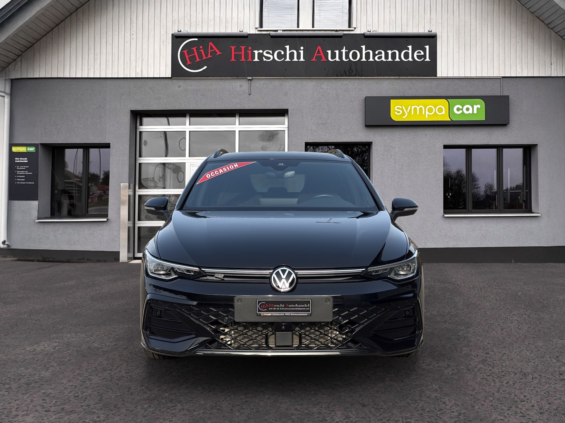 VW Golf Variant 1.5 eTSI mHEV R-Line-showroom-element-2