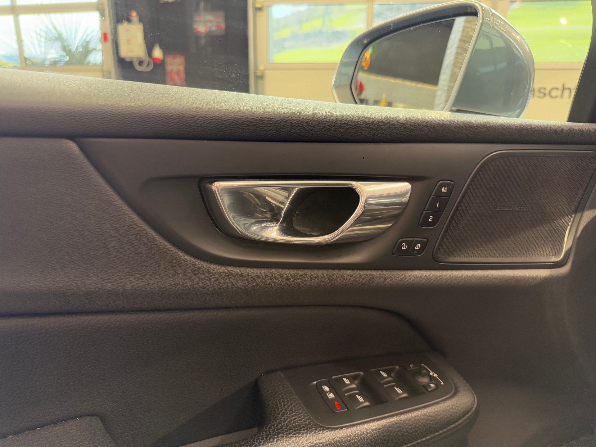 VOLVO V60 D4 Inscription Geartronic-image-23