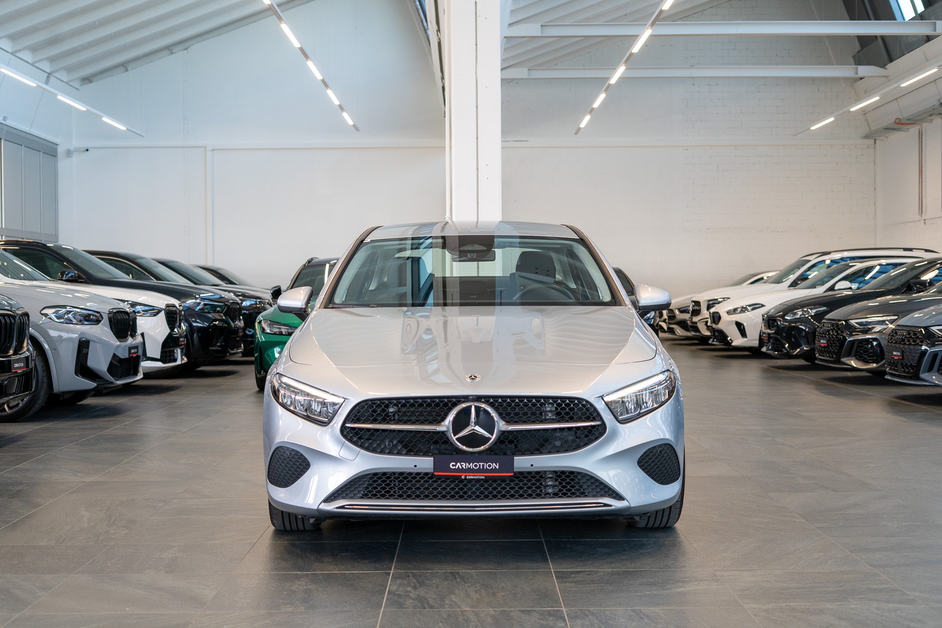 MERCEDES-BENZ A 220 Progressive 4m Limousine / Facelift / Rückfahrkamera / Sitzheizung-showroom-element-1