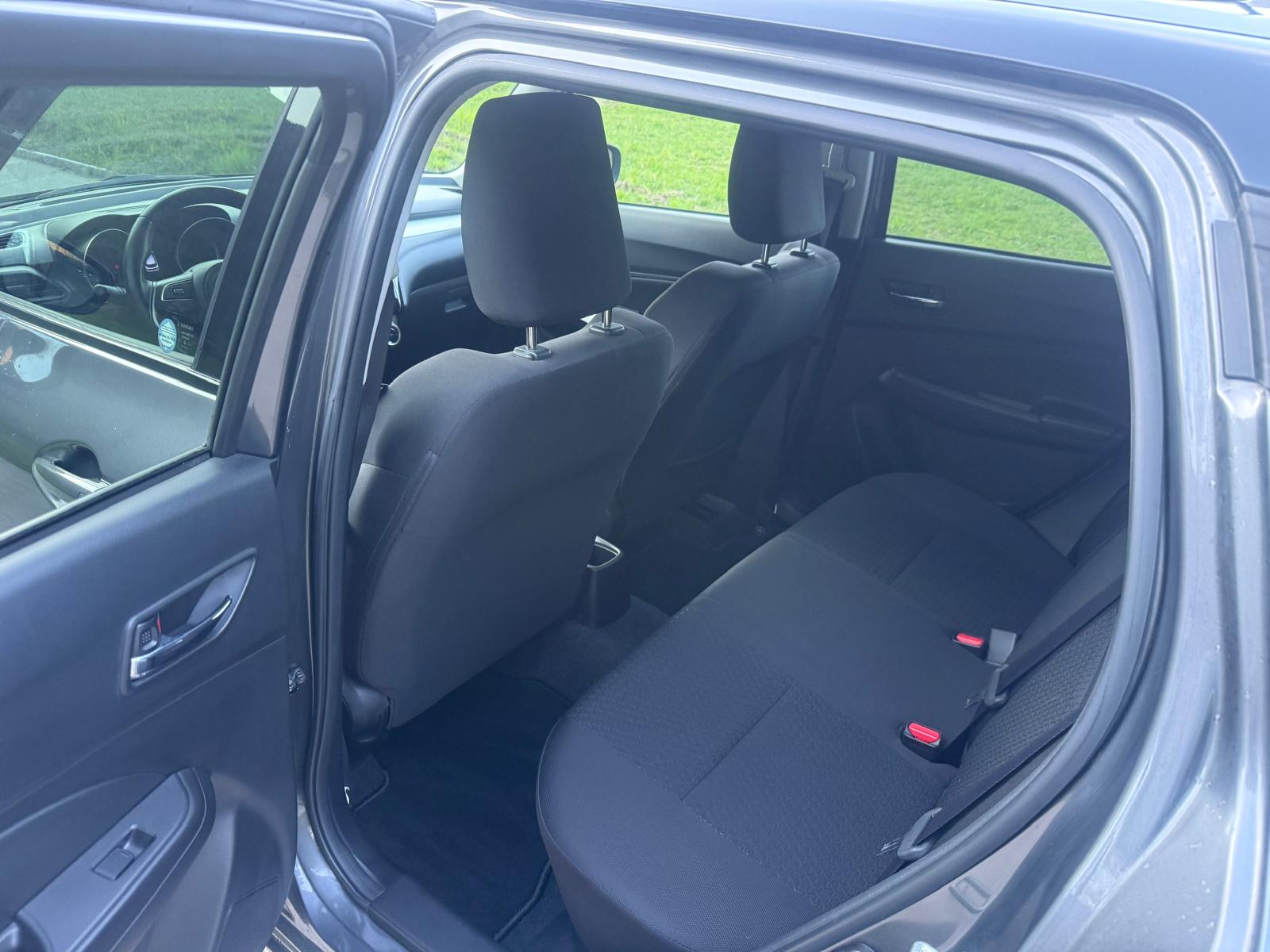 SUZUKI Swift 1.2i 16V SHVS Compact Top Hybrid Allgrip 4x4-image-11