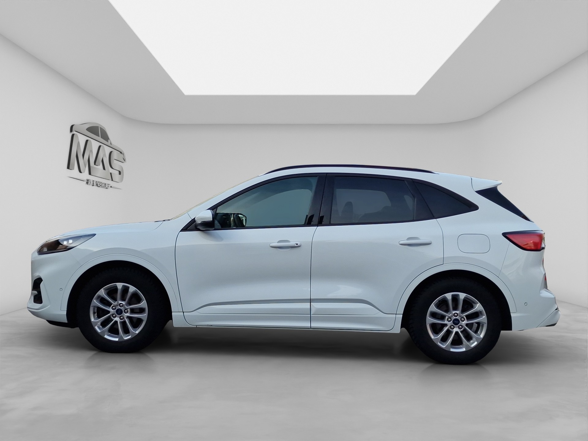 FORD Kuga 1.5 TDCi Titanium 2WD Automat-showroom-element-2