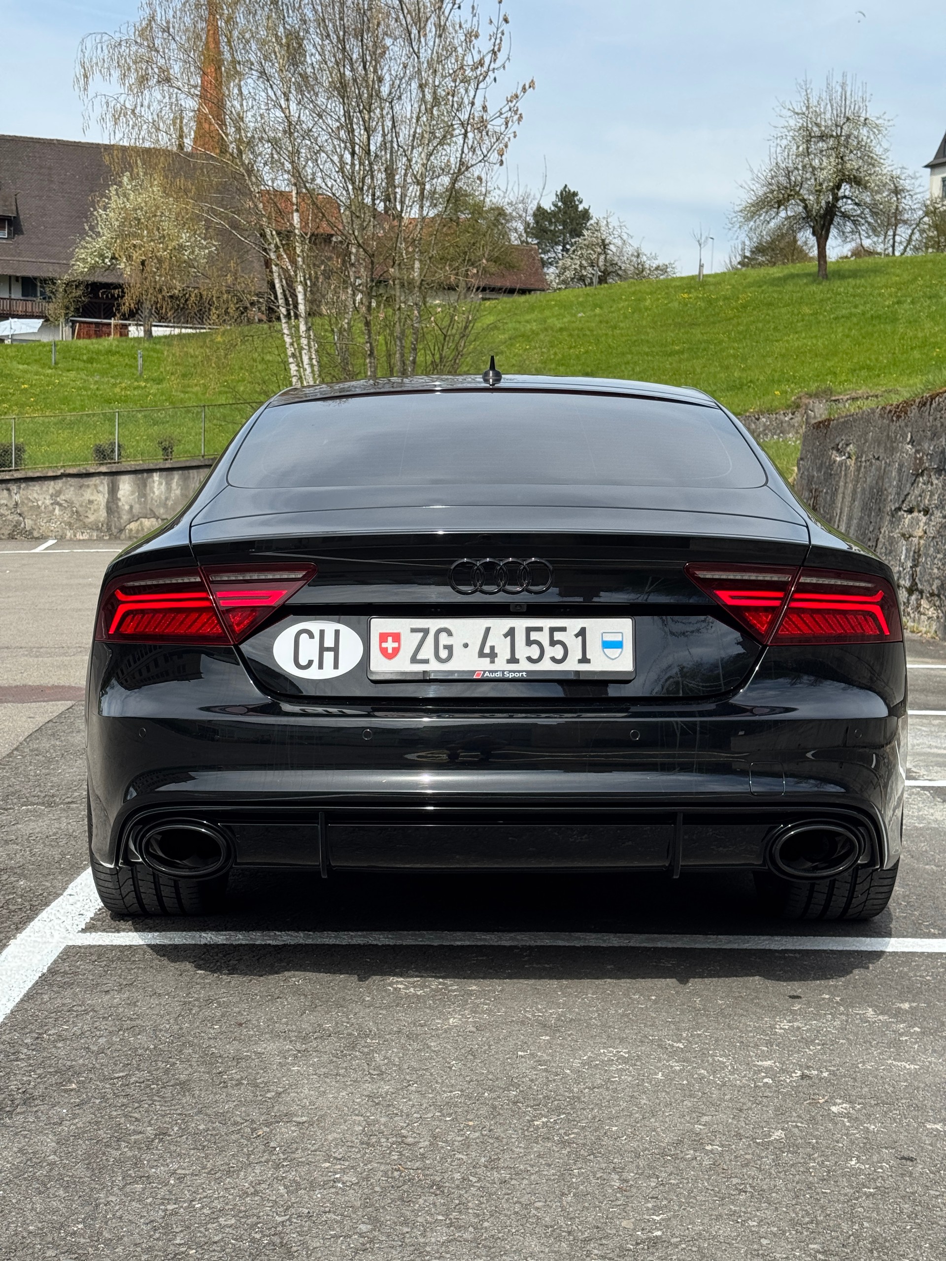 AUDI RS7 Sportback 4.0 TFSI V8 quattro S-tronic-image-2