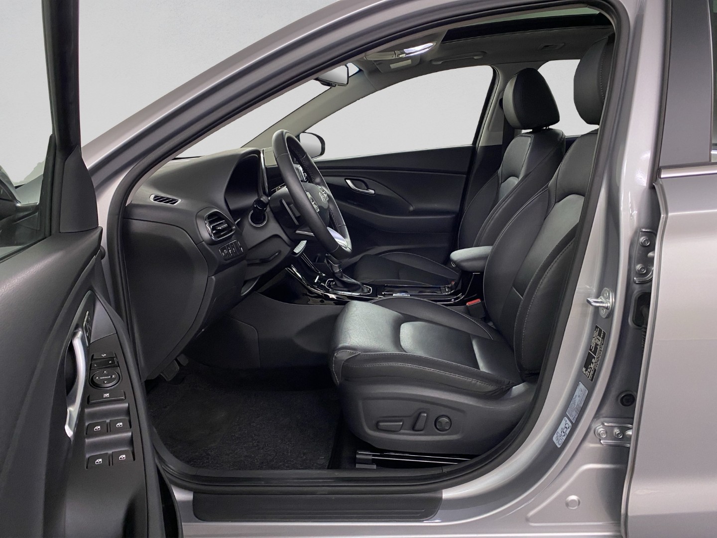 HYUNDAI i30 Wagon 1.5 T-GDi Vertex 48V MH DCT-image-8