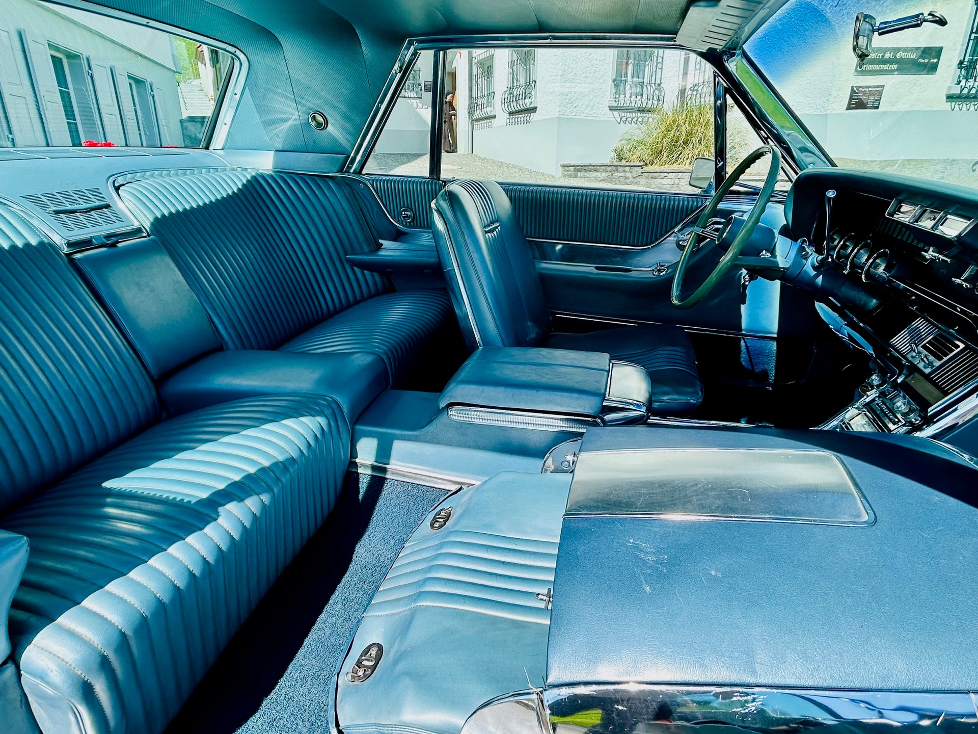 FORD Thunderbird-image-15