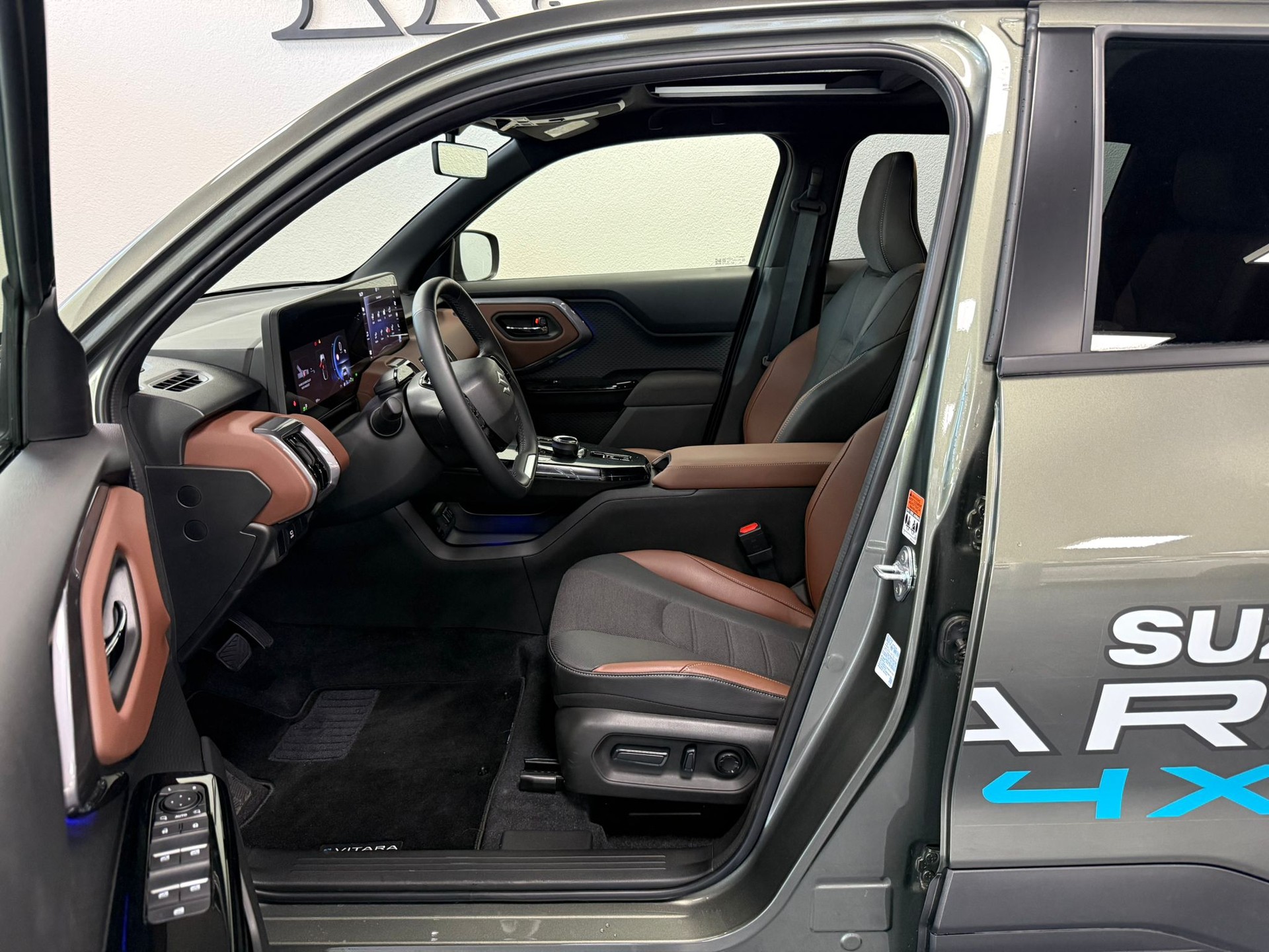 SUZUKI Compact Top 4x4-image-9