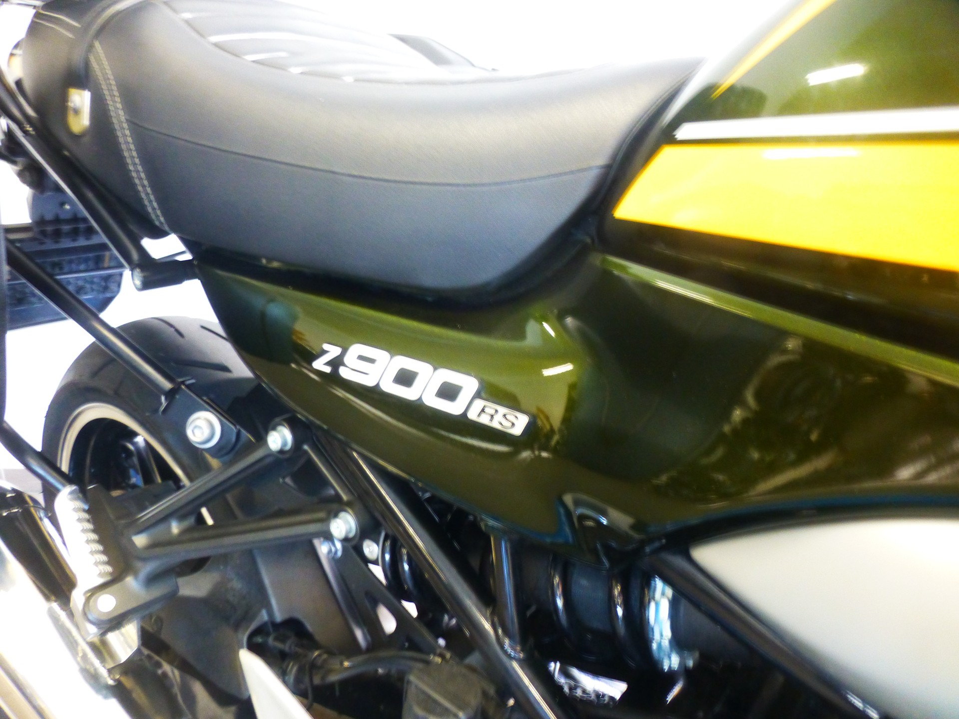 KAWASAKI Z 900 RS-image-8