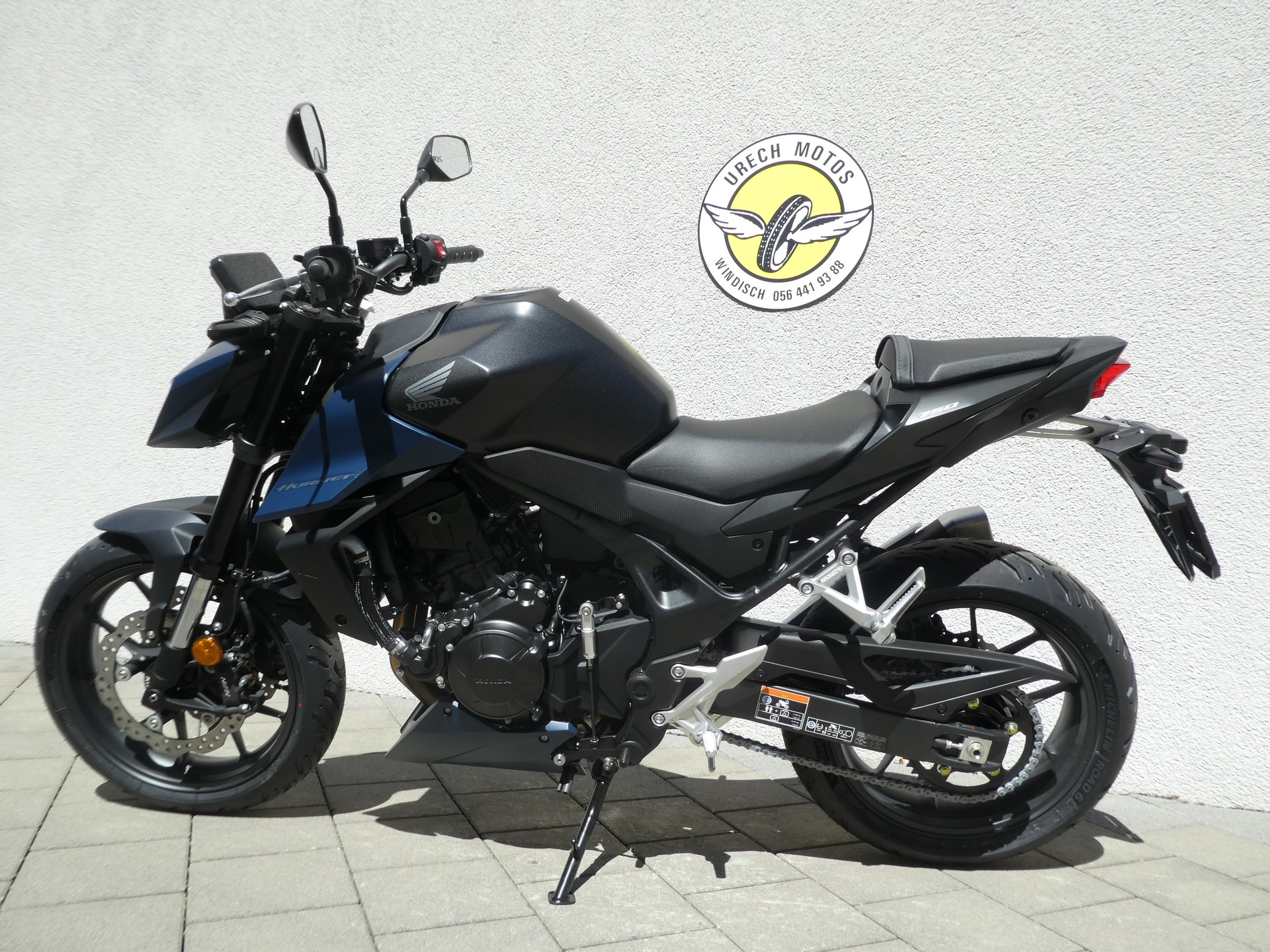 HONDA CB 750 Hornet E-Clutch-image-2