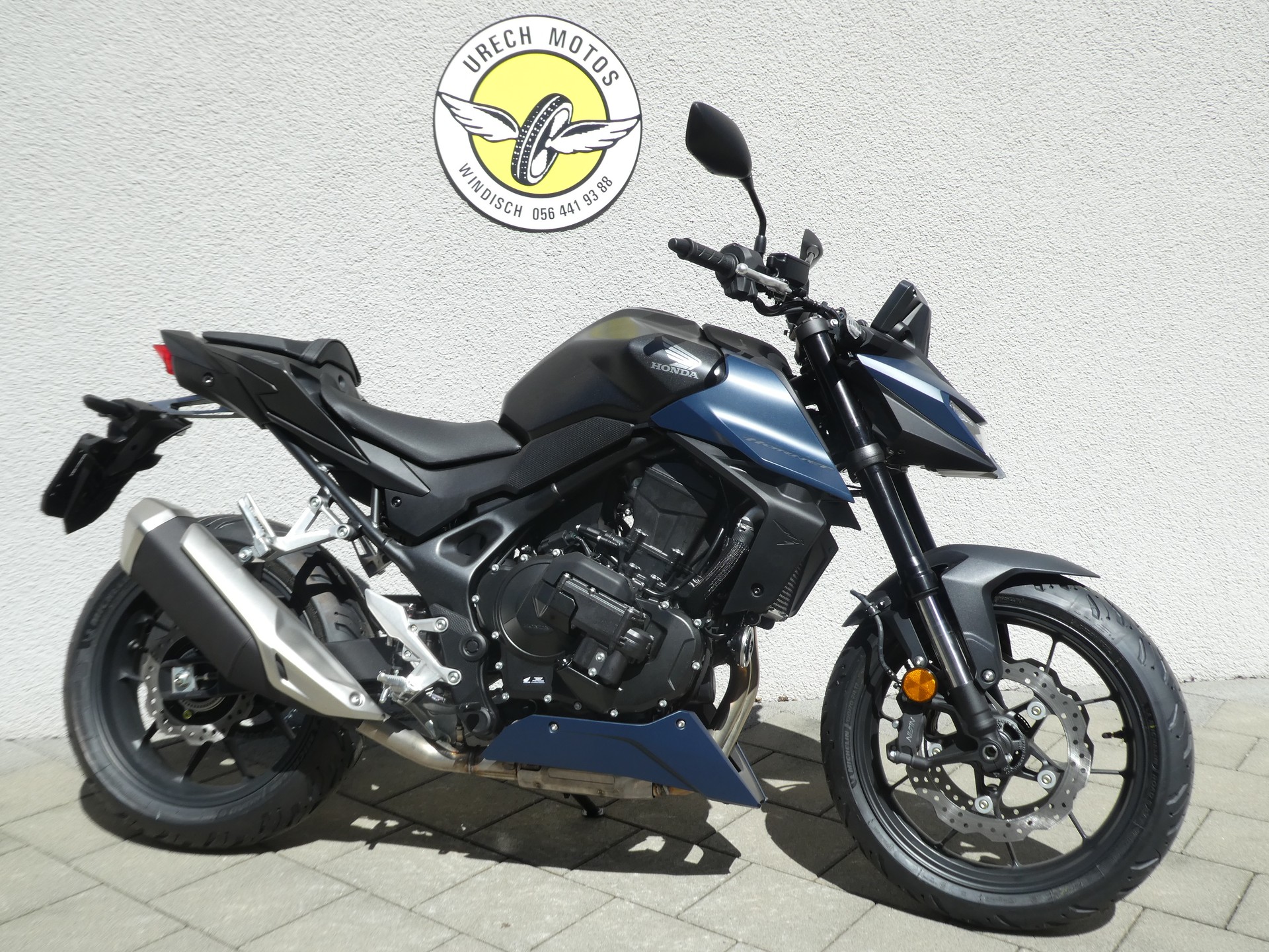 HONDA CB 750 Hornet E-Clutch-image-1