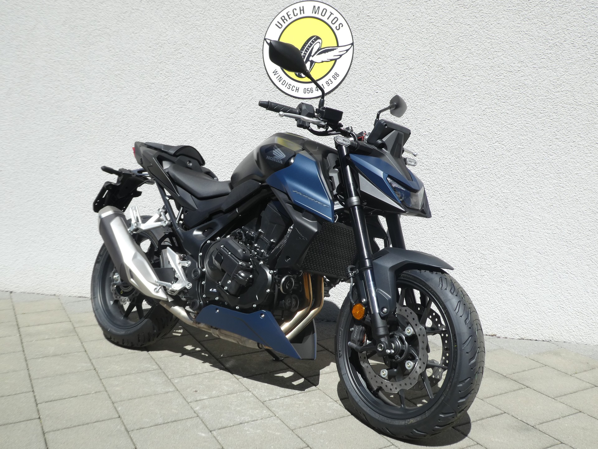 HONDA CB 750 Hornet E-Clutch-image-0