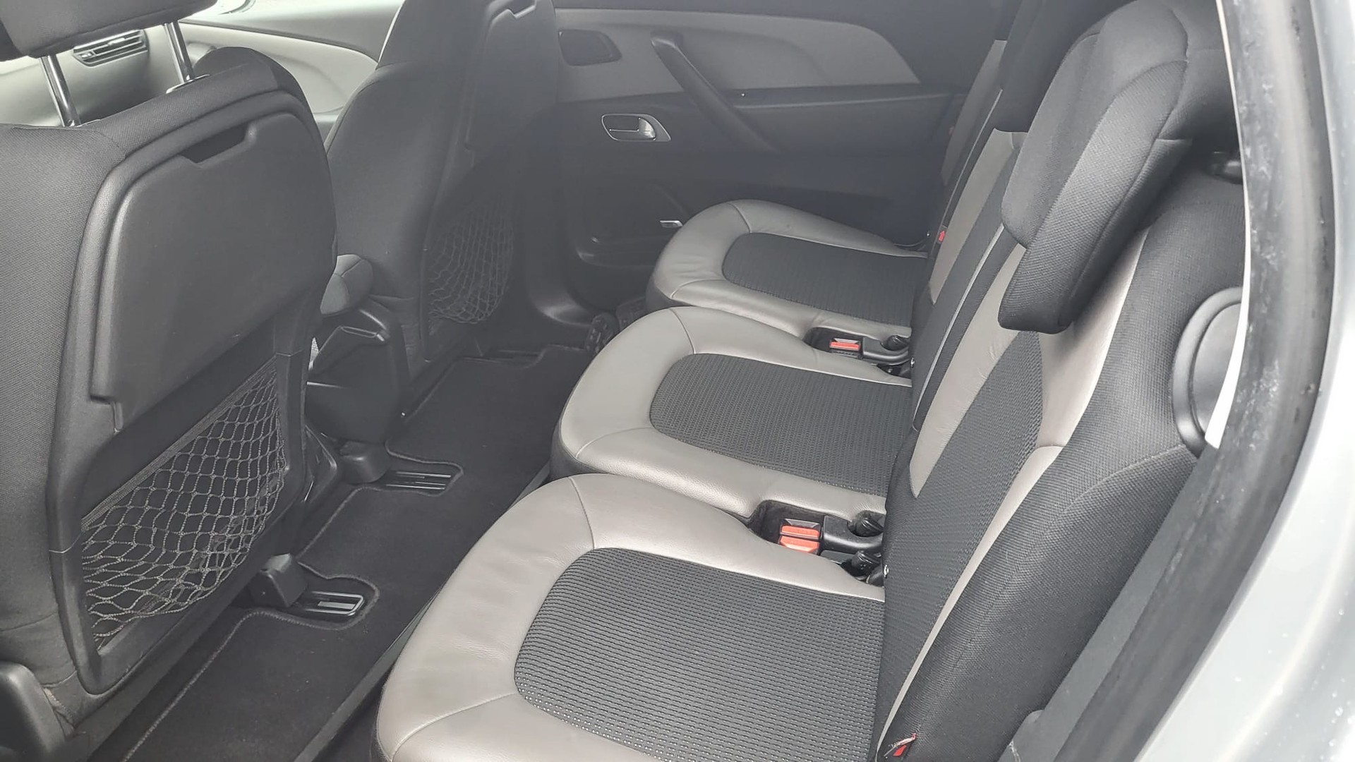 CITROEN Grand C4 Picasso 1.6i 16V THP Intensive-image-7