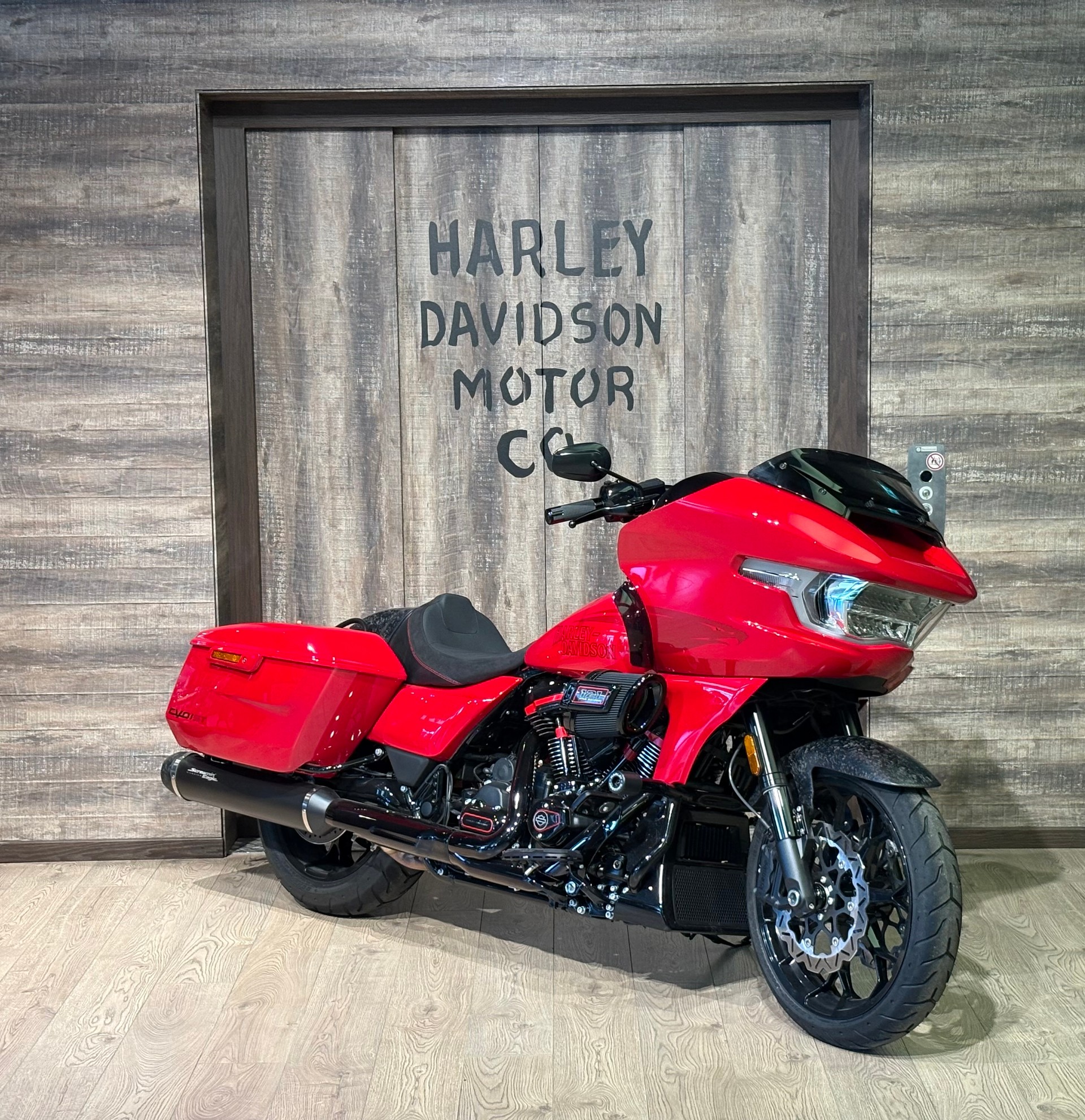 HARLEY-DAVIDSON FLTRXSTSE Road Glide ST 121 CVO-image-1