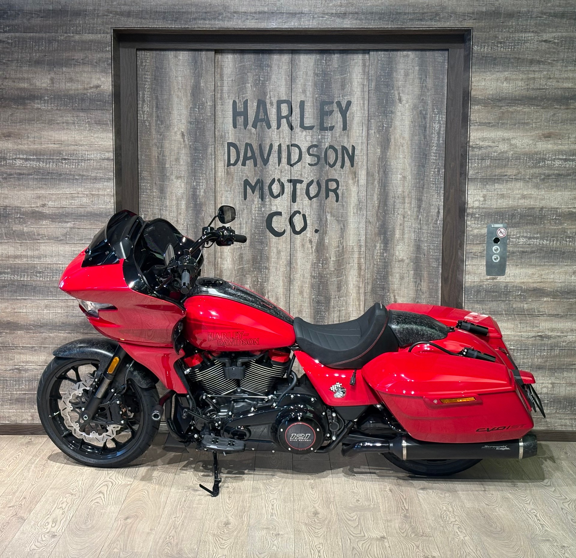 HARLEY-DAVIDSON FLTRXSTSE Road Glide ST 121 CVO-image-3