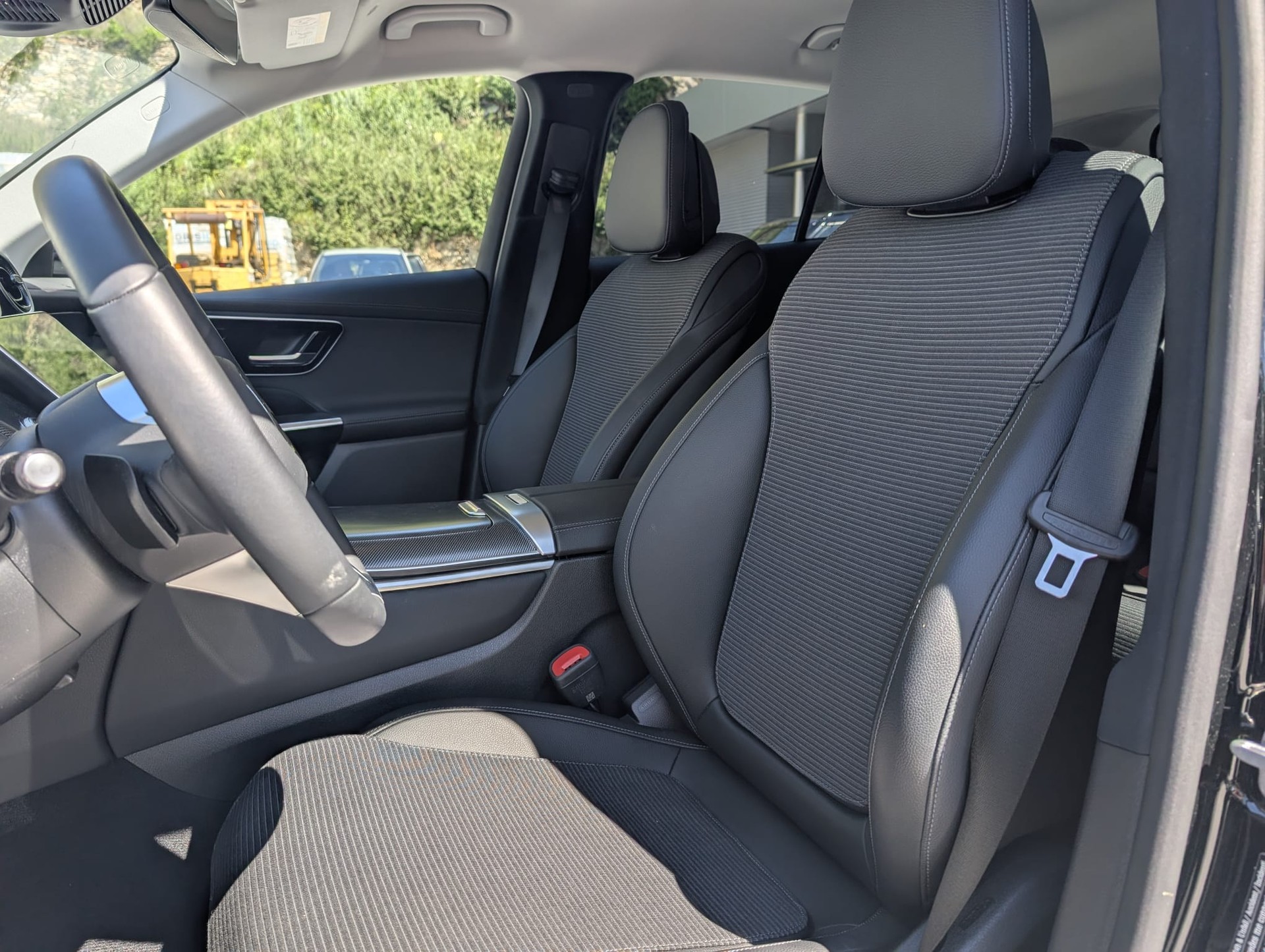 MERCEDES-BENZ GLC 300 e Avantgarde 4matic-image-14