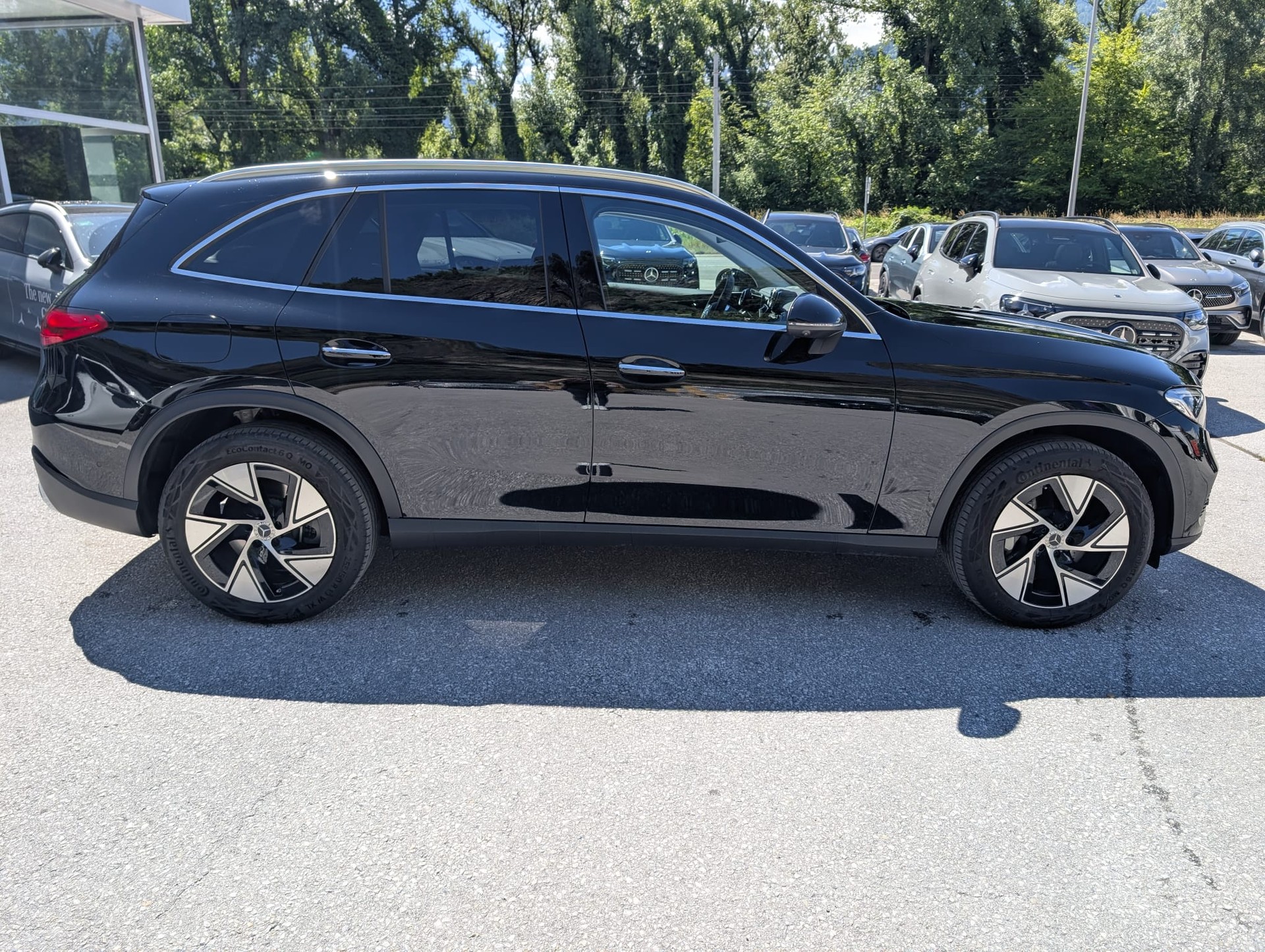 MERCEDES-BENZ GLC 300 e Avantgarde 4matic-image-3