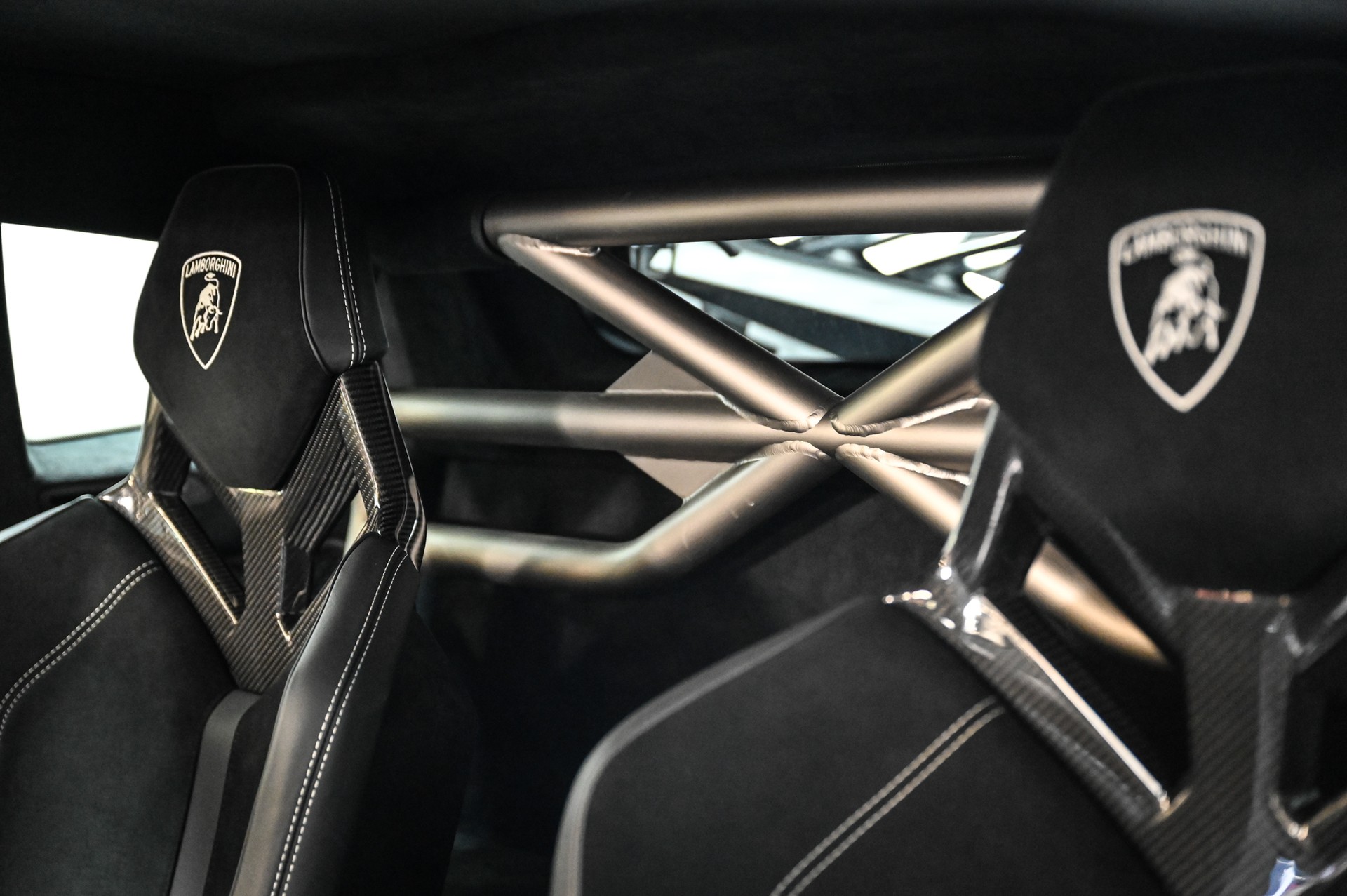 LAMBORGHINI Huracan Coupé 5.2 STO-image-24