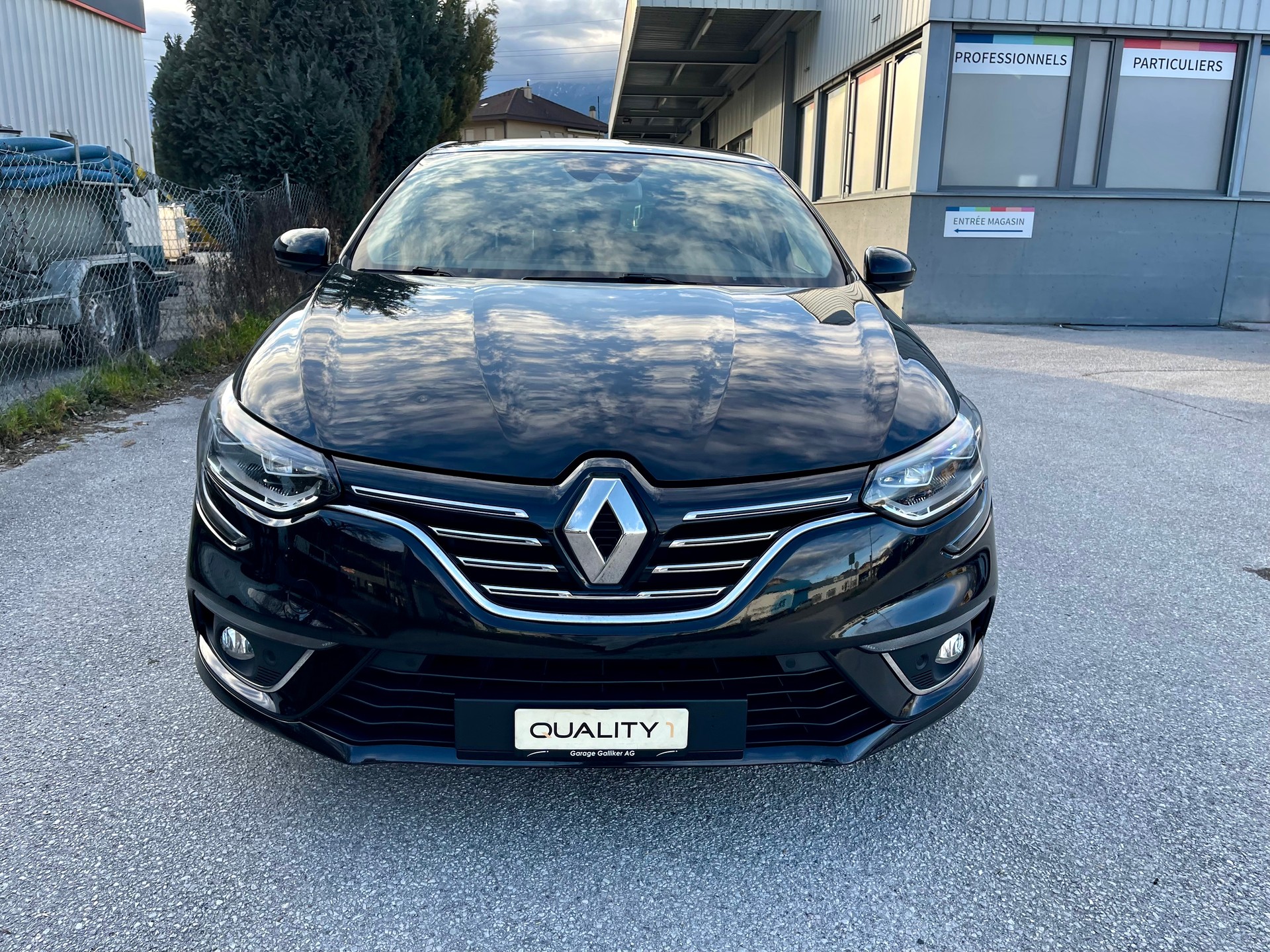 RENAULT Mégane 1.2 16V Turbo GT Line-image-6