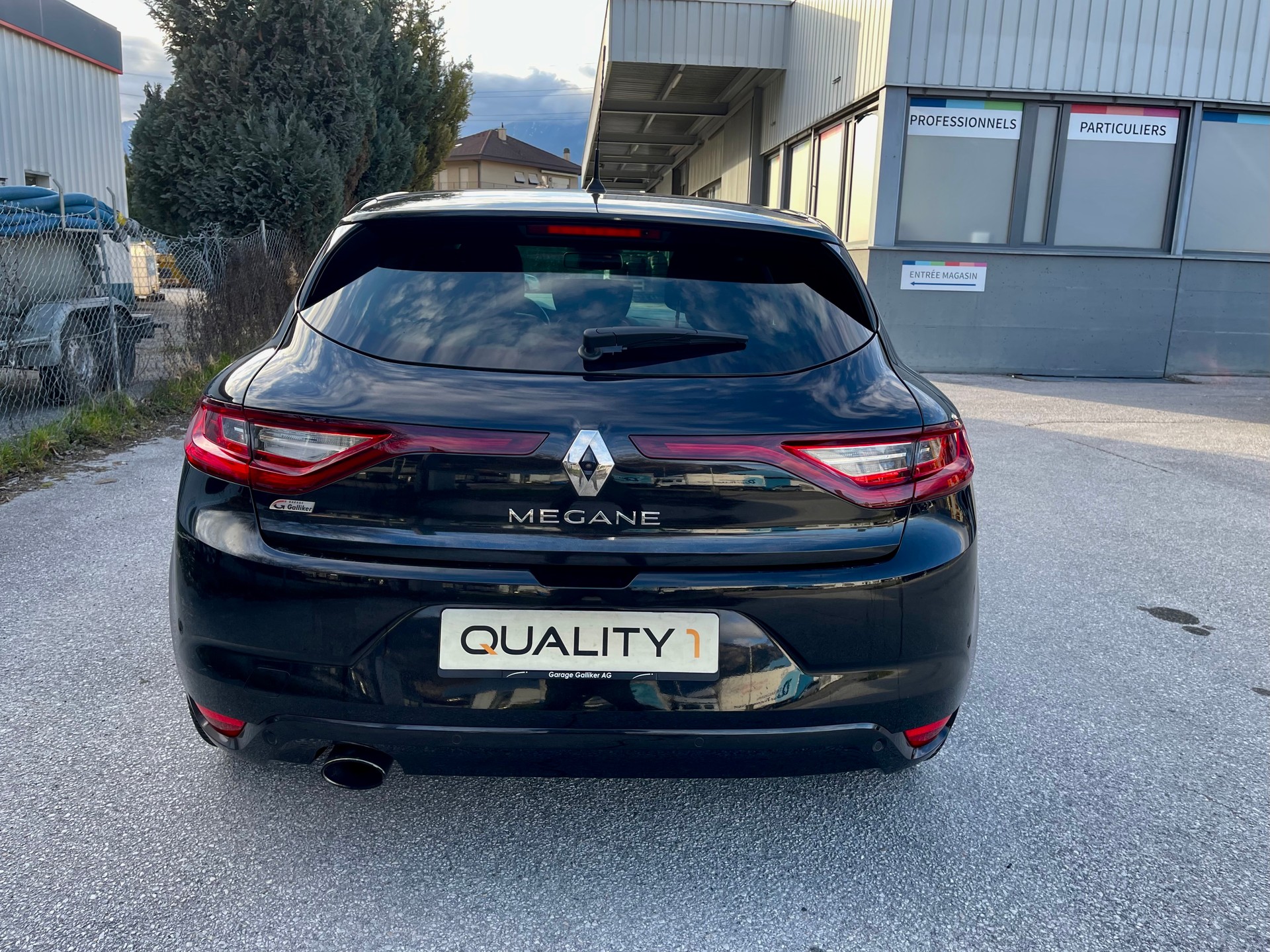 RENAULT Mégane 1.2 16V Turbo GT Line-image-22