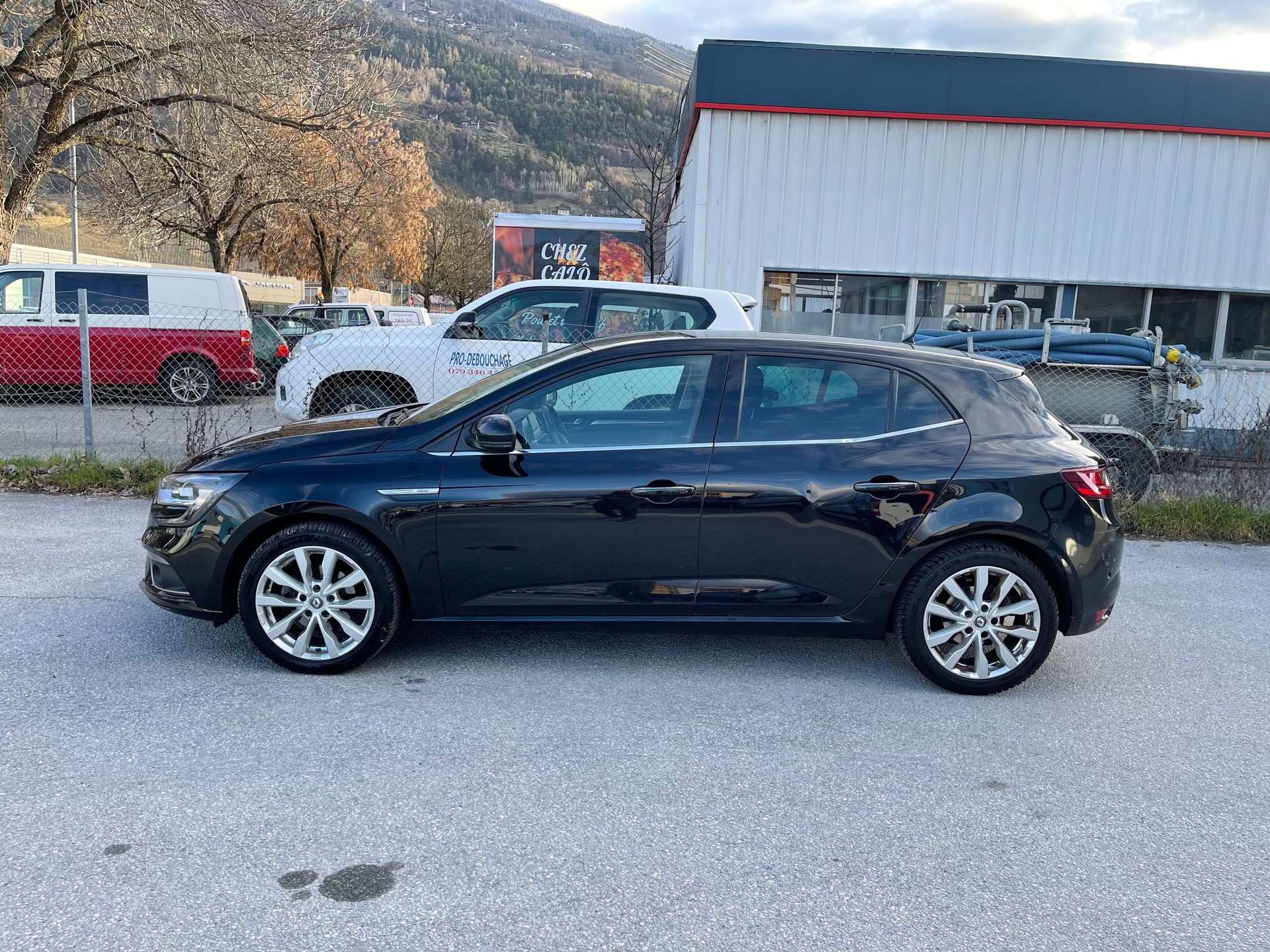 RENAULT Mégane 1.2 16V Turbo GT Line-image-5