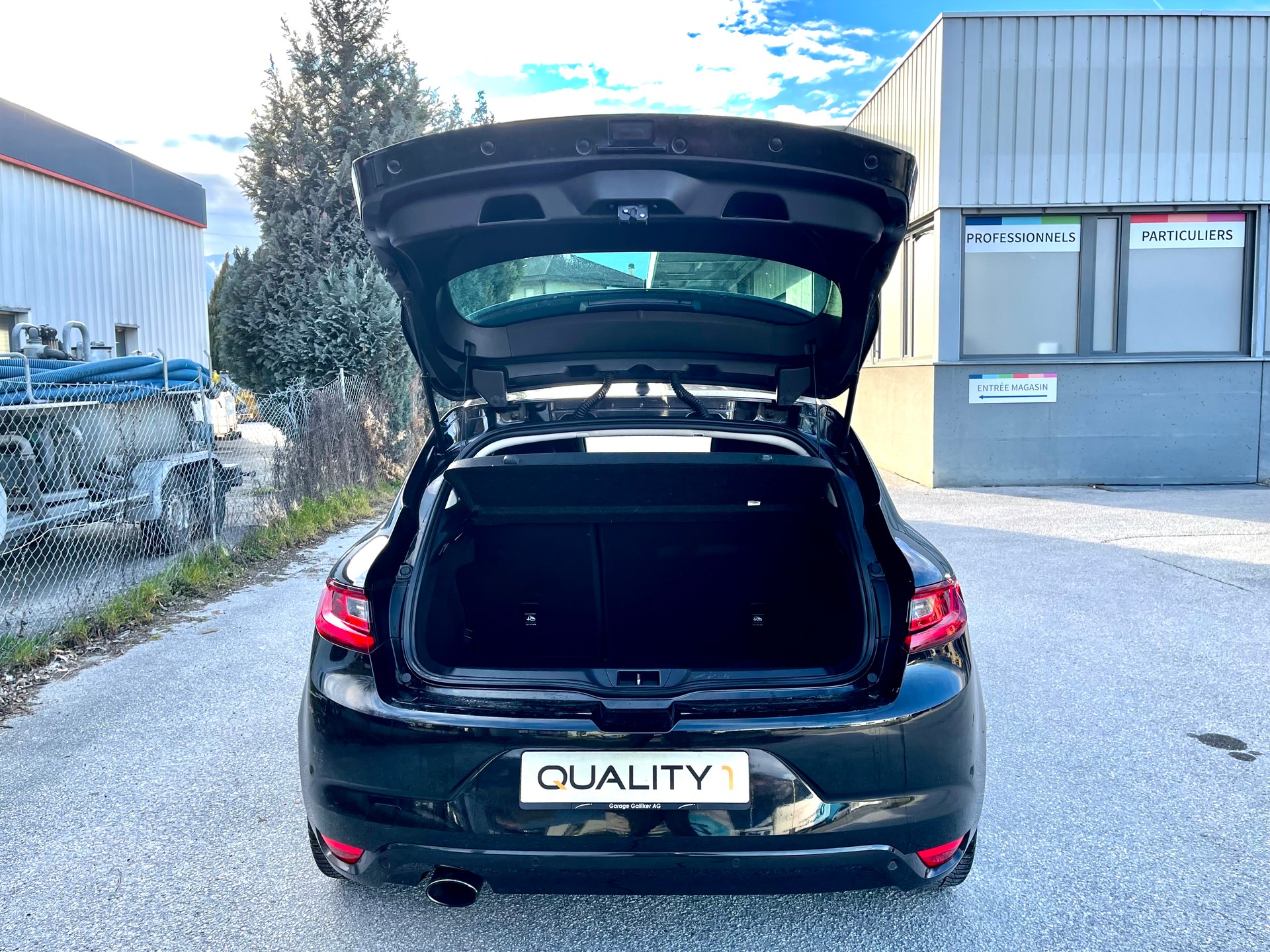 RENAULT Mégane 1.2 16V Turbo GT Line-image-14