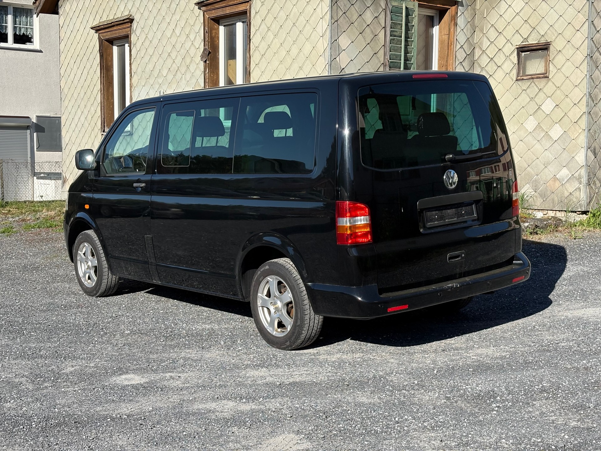 VW T5 Multivan Comfortline 2.5 TDI-image-13