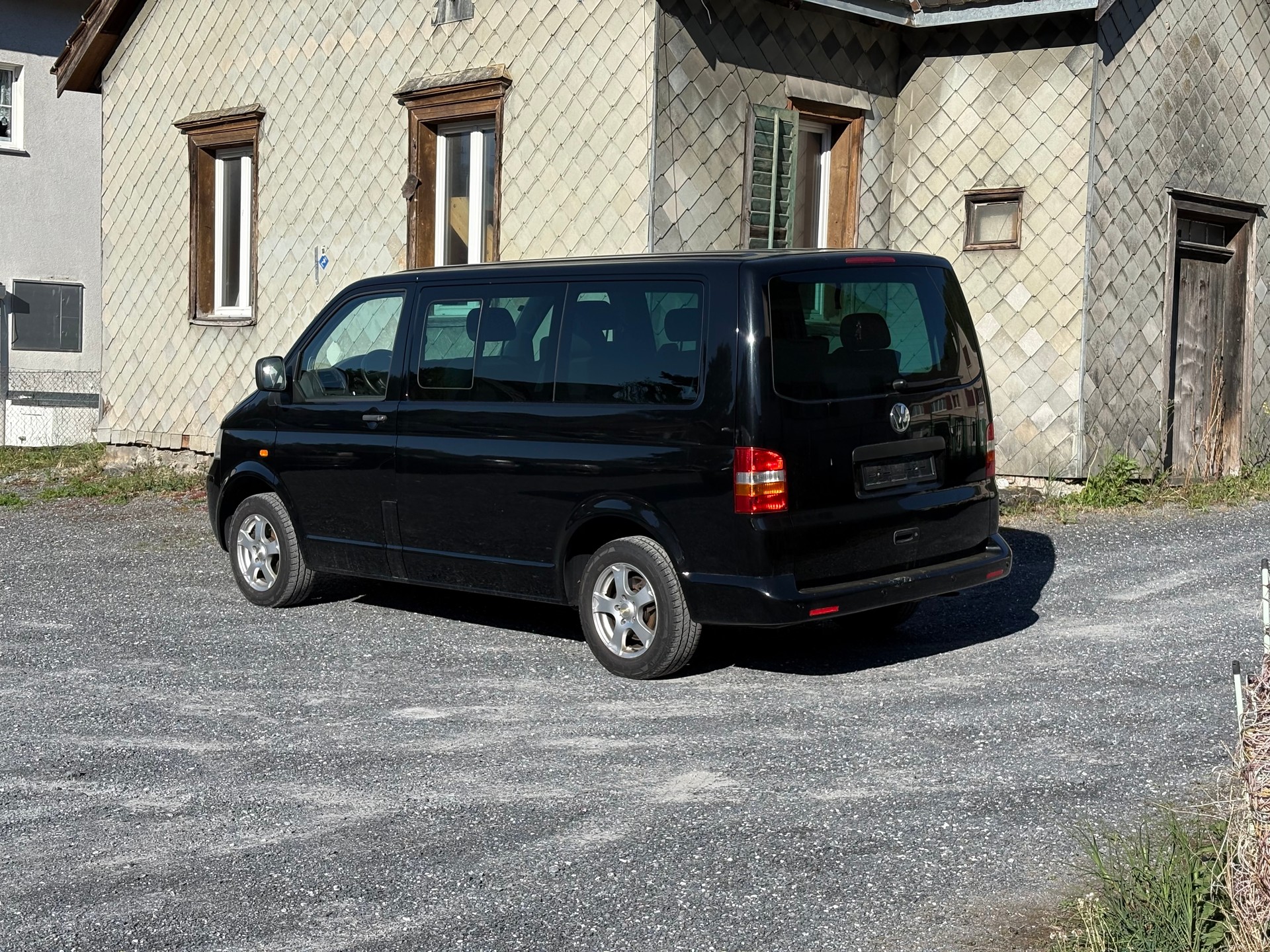 VW T5 Multivan Comfortline 2.5 TDI-image-3