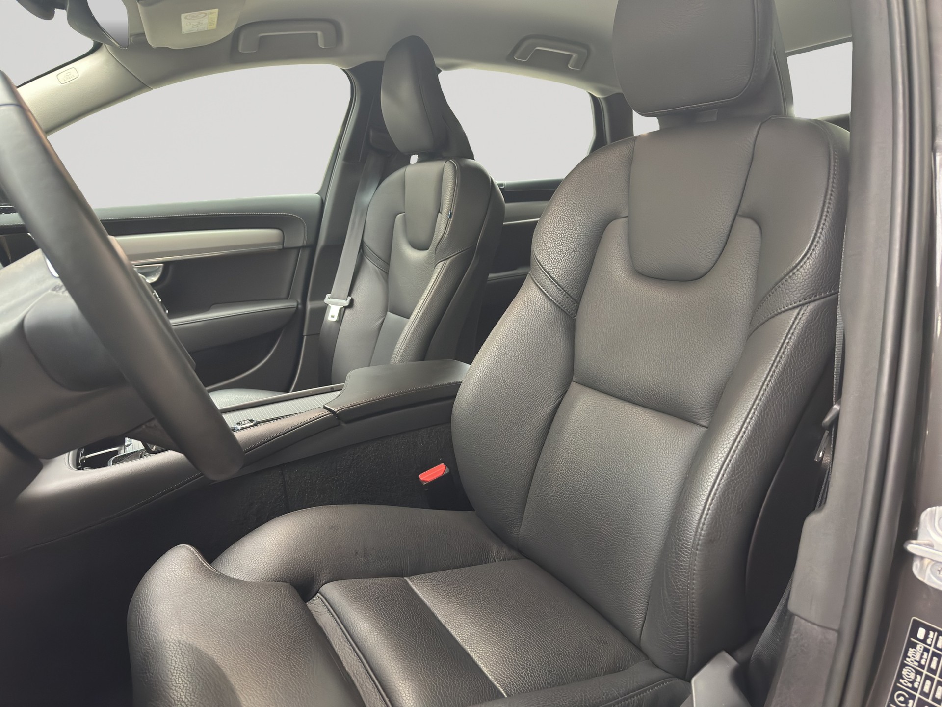 VOLVO S90 B4 Mild Hybrid Plus Bright Geartronic-image-5