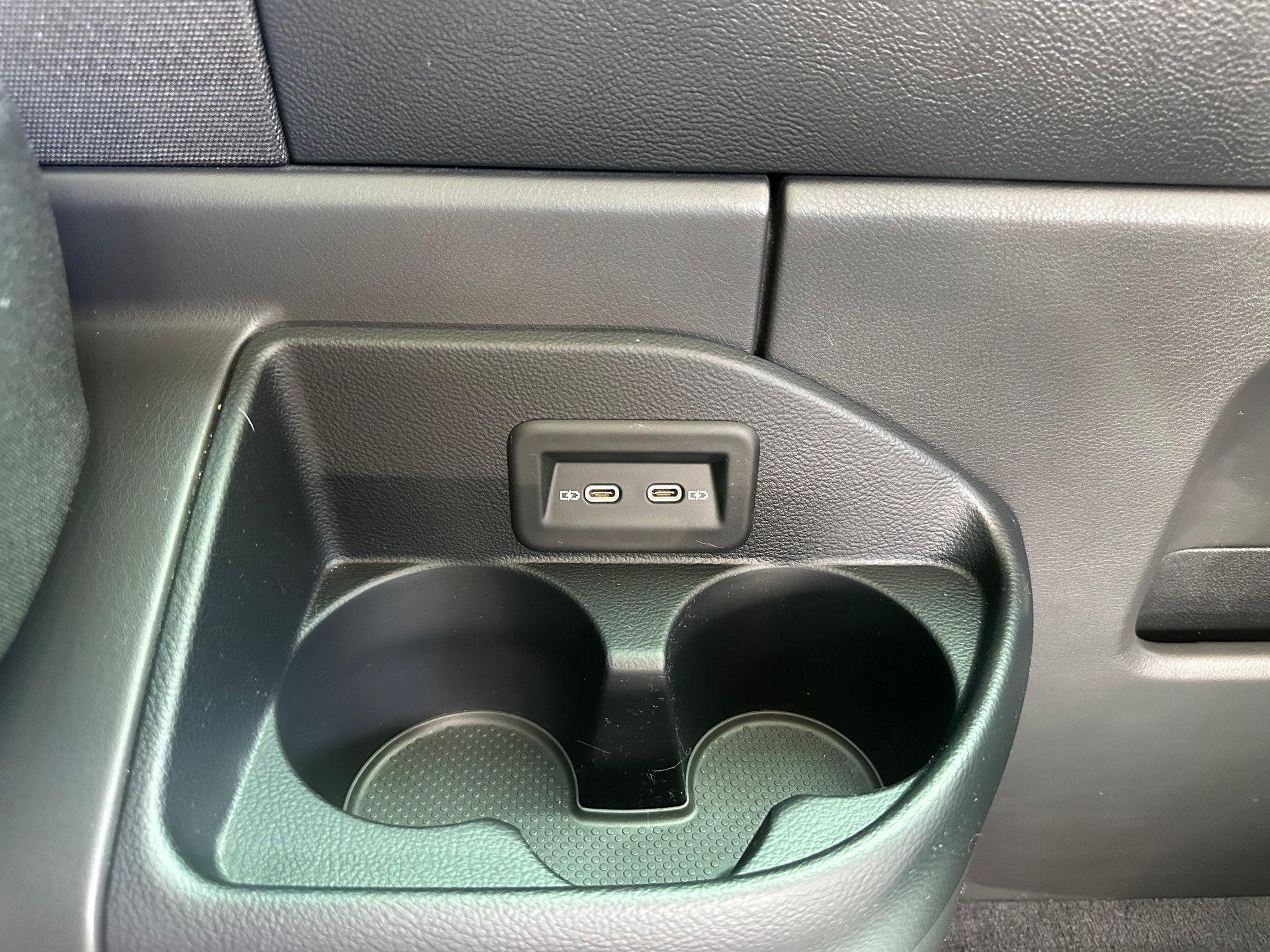 VW T6.1 Multivan 2.0 Bi-TDI Comfortline 4Motion DSG-image-18