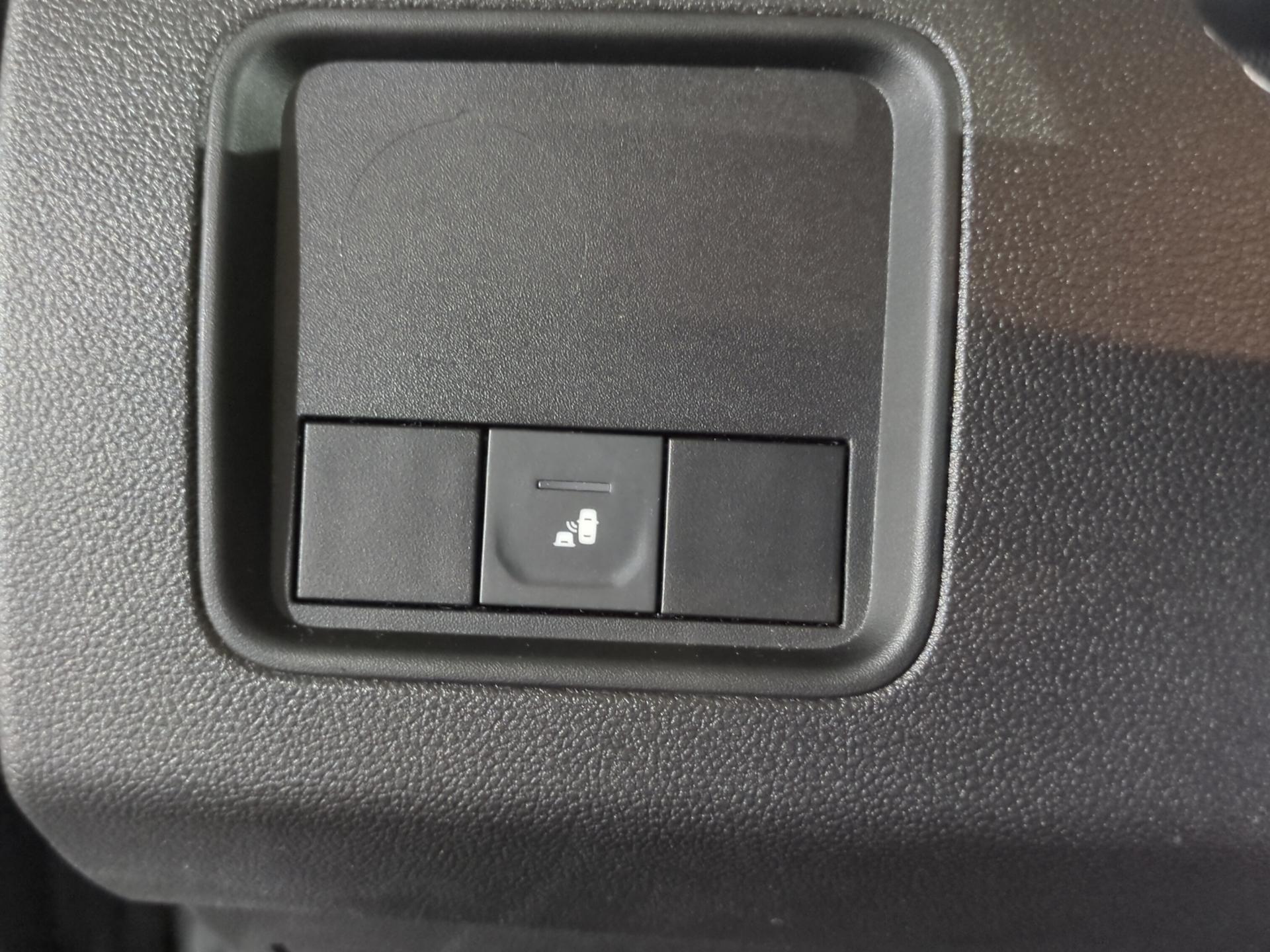DACIA Duster TCe 150 Extreme EDC 4x2-image-20