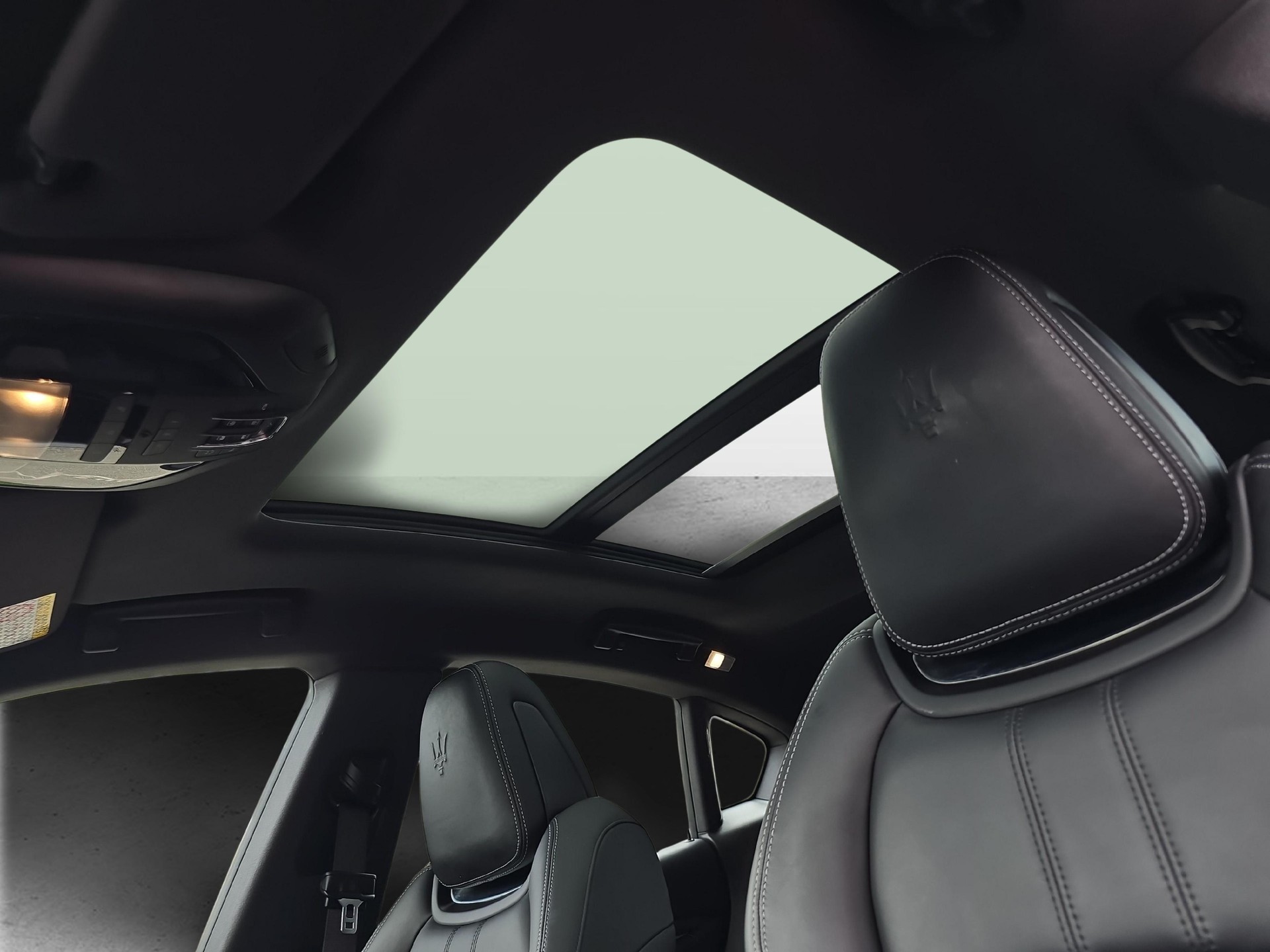 MASERATI Levante 3.0 V6 GranSport / Jetzt mit attraktivem 1.9% Leasing!-image-19