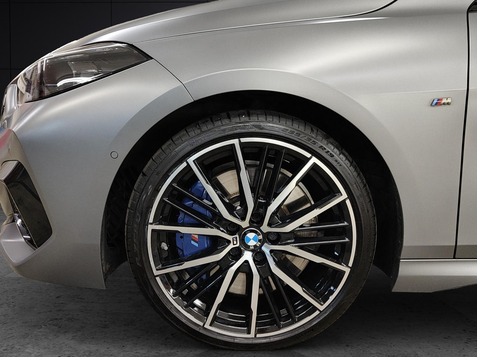 BMW M235i xDrive Gran Coupé-image-7